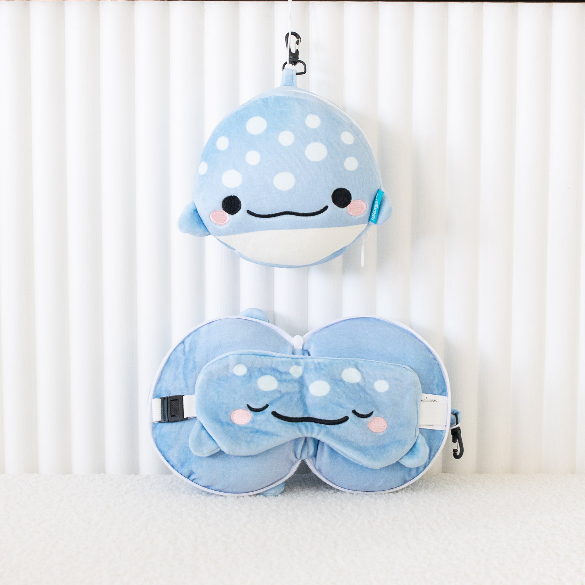Coussin de voyage 2 en 1 avec masque - Aoi la Baleine