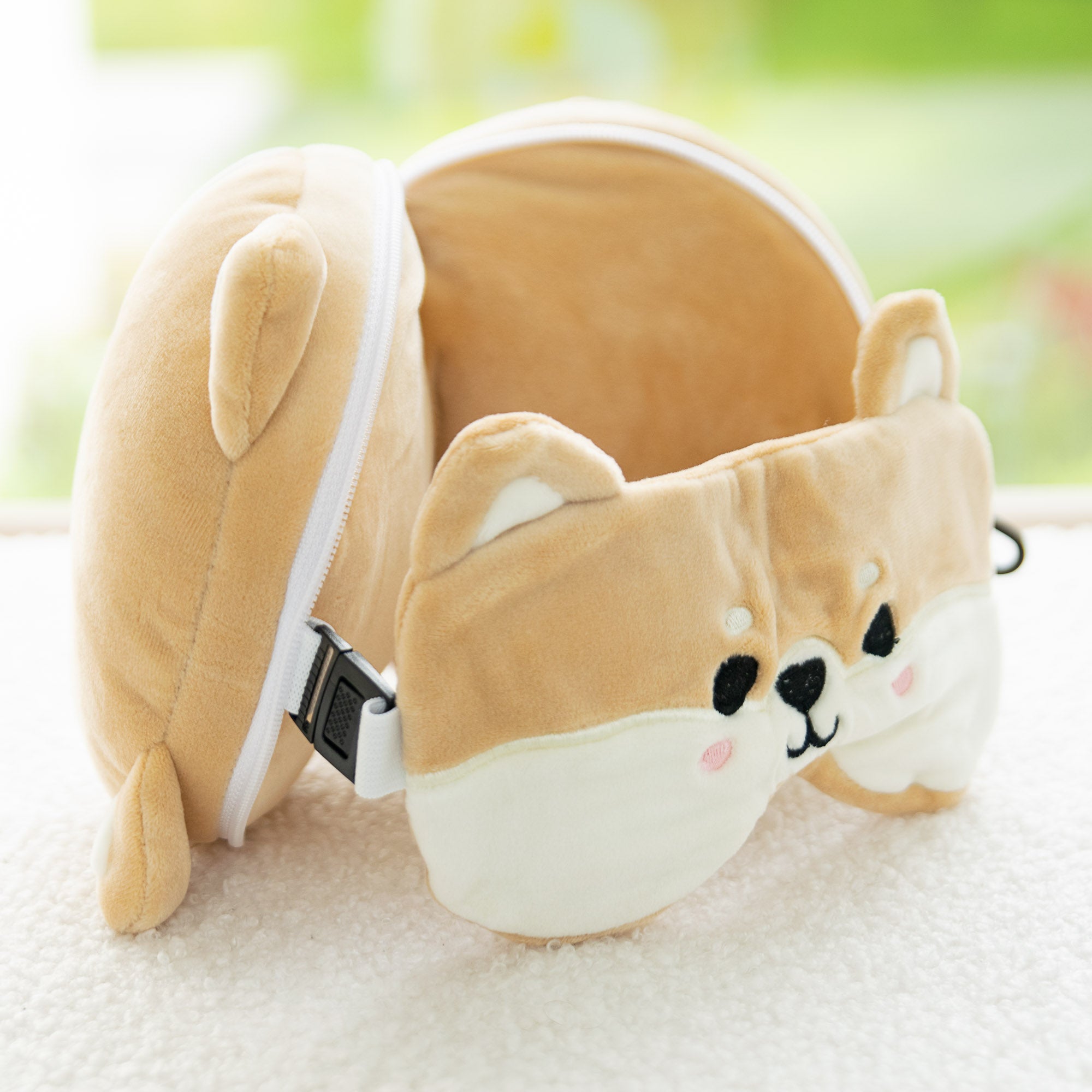 Coussin de voyage 2 en 1 avec masque - Shiba Inu