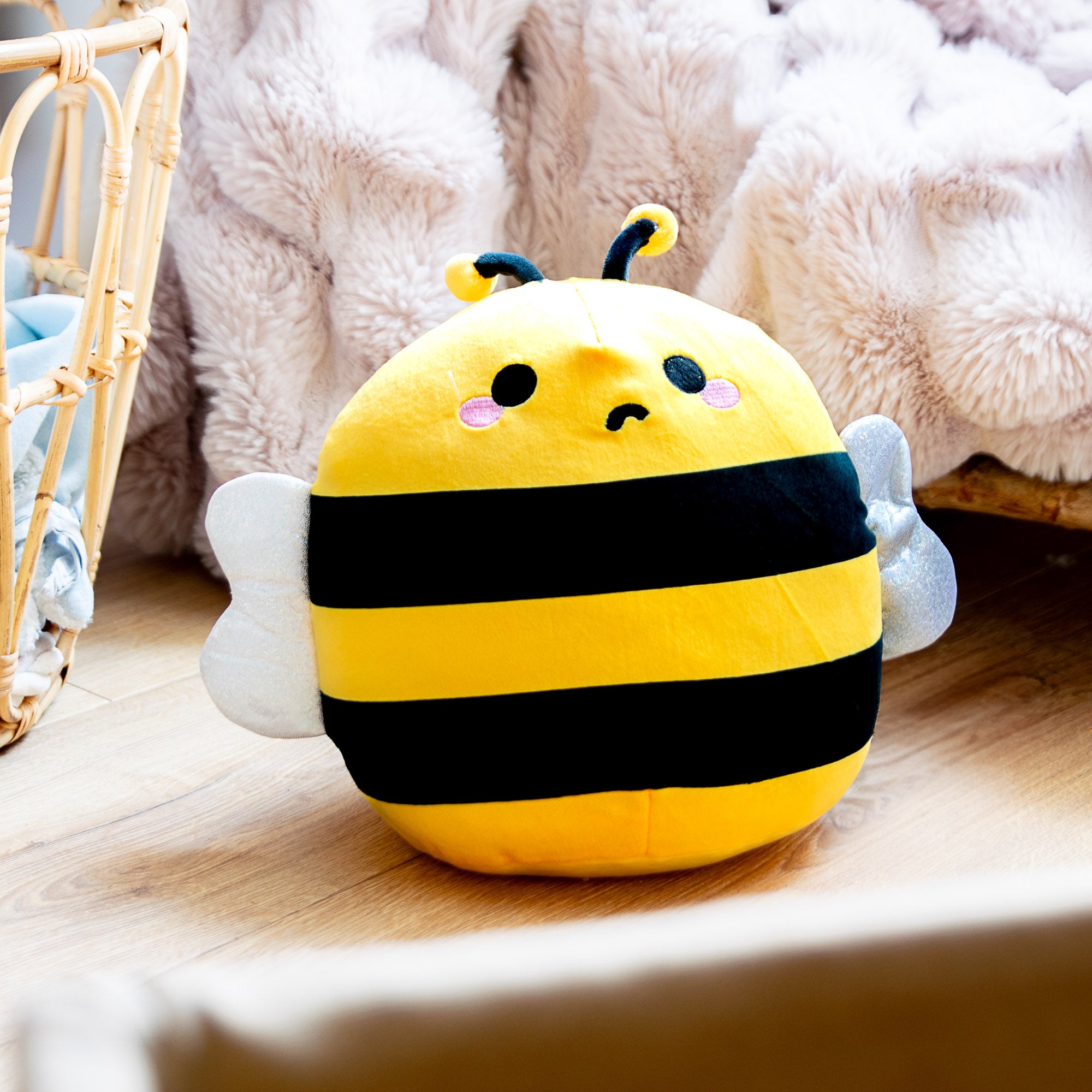 Peluche Kawaii Bobby l'Abeille