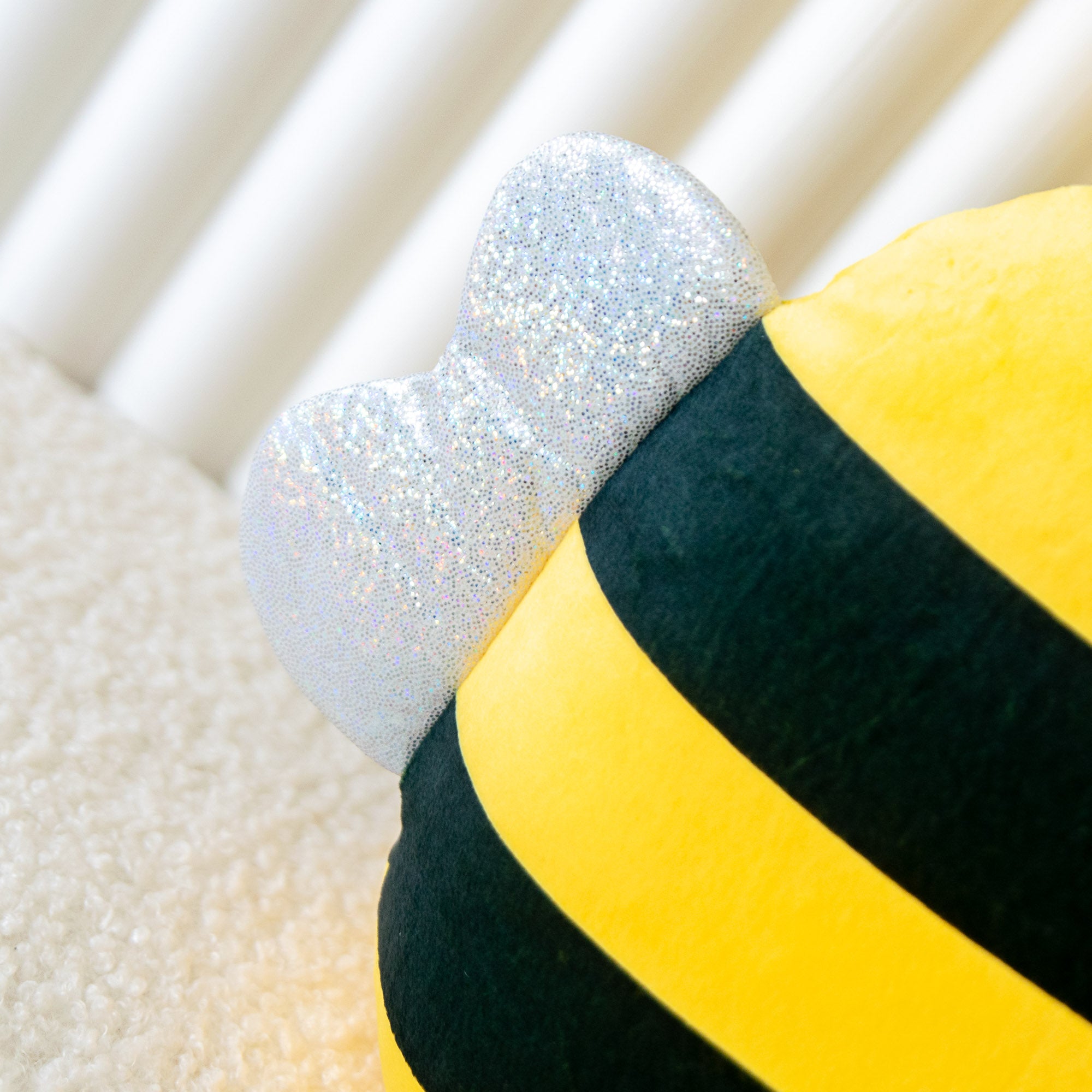 Peluche Kawaii Bobby l'Abeille