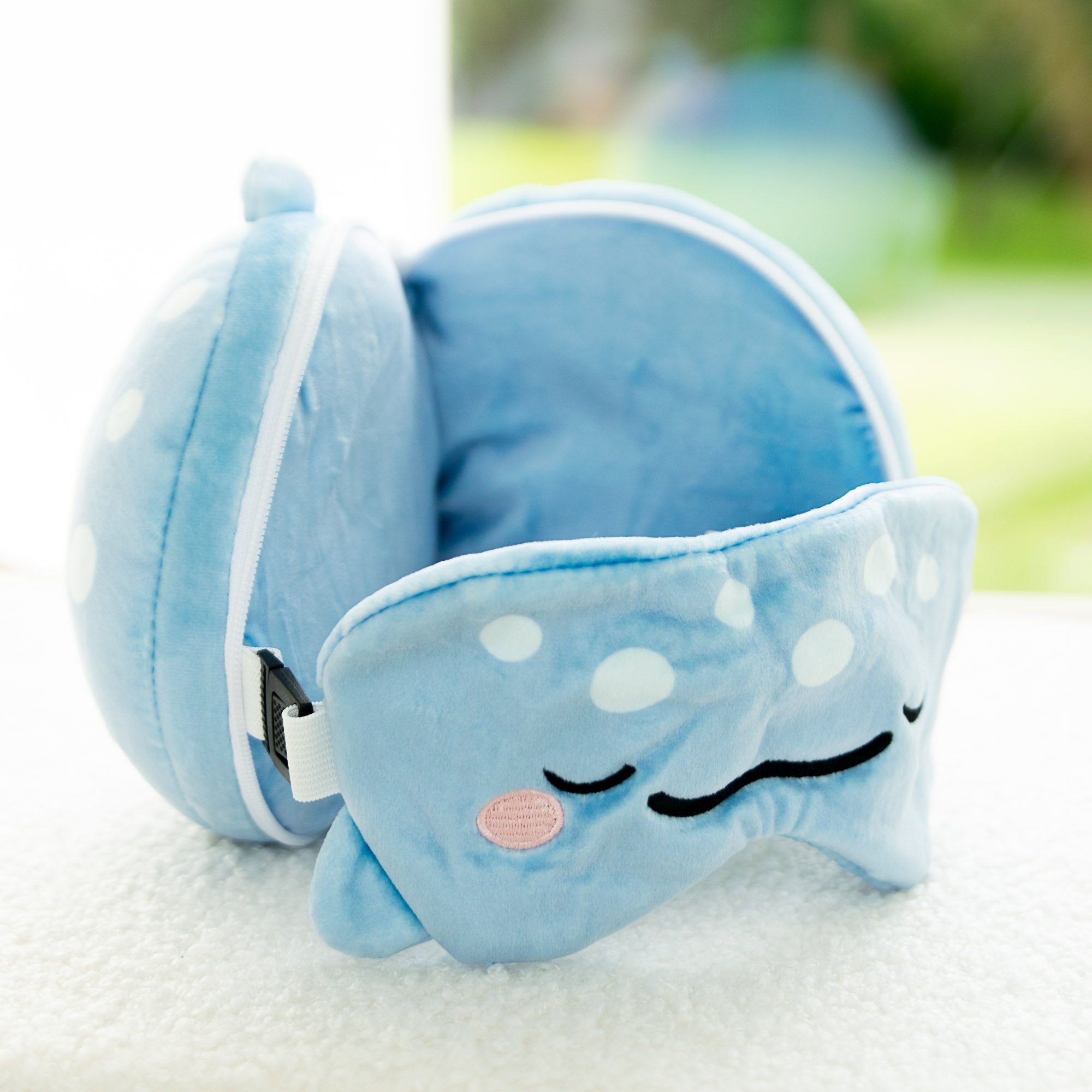 Coussin de voyage 2 en 1 avec masque - Aoi la Baleine