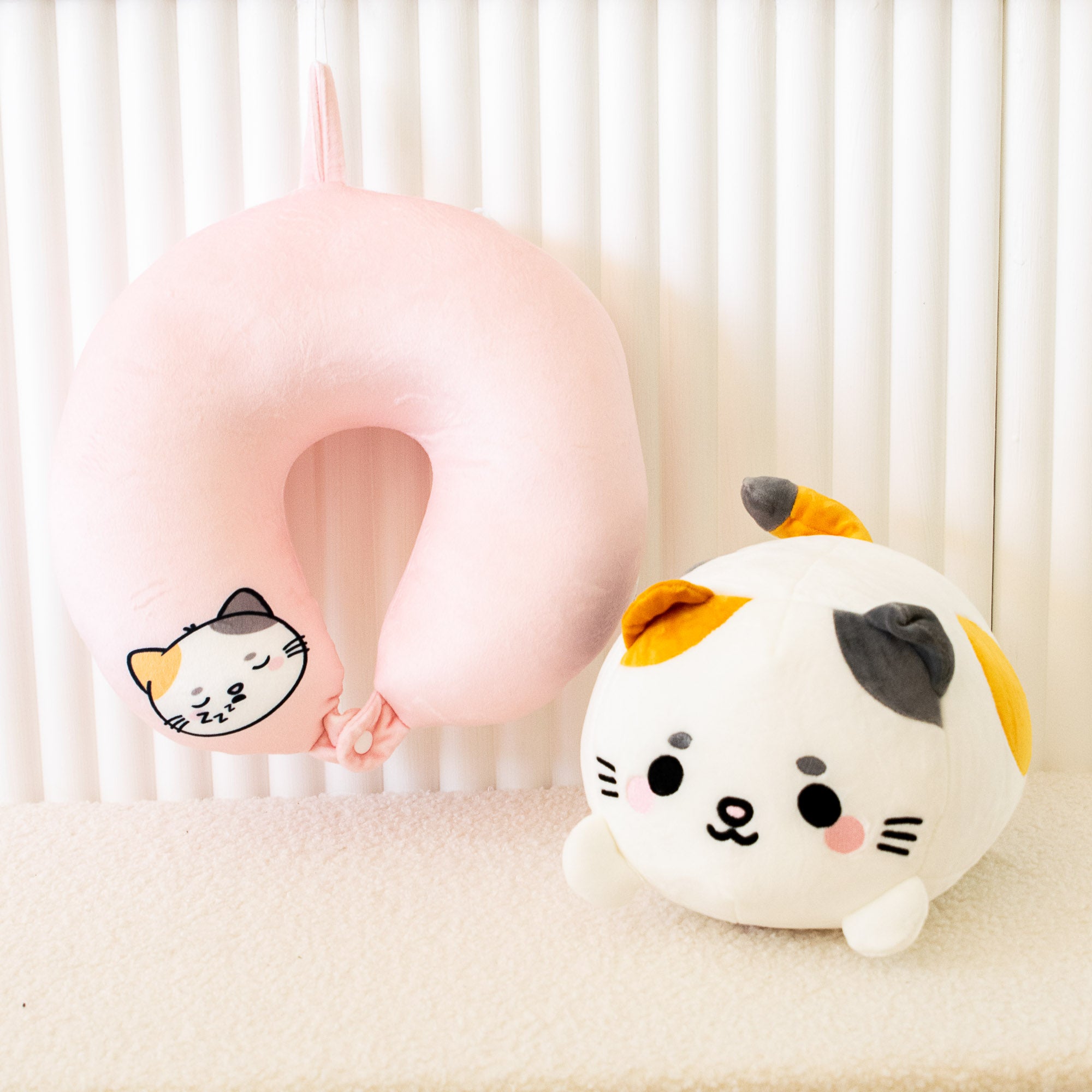 Coussin de voyage 2-en-1 Lola le Chat