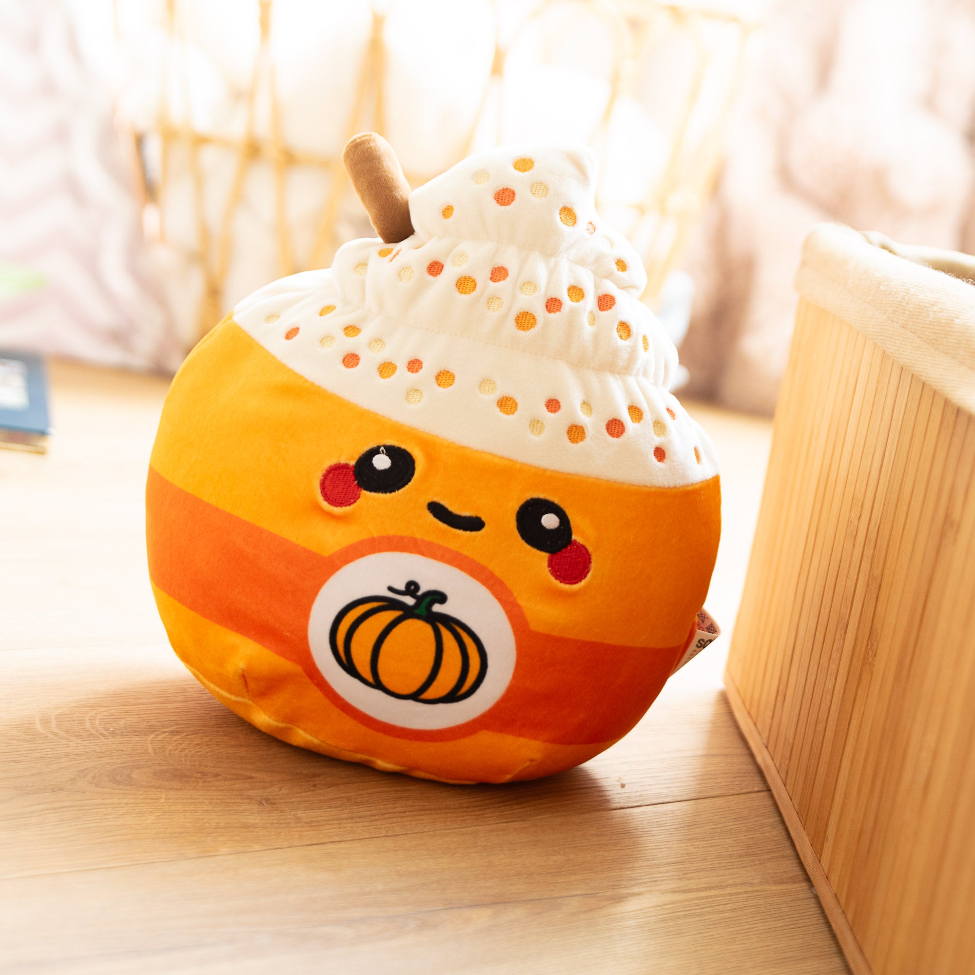 Peluche Kawaii Hazel le Latte à la Citrouille