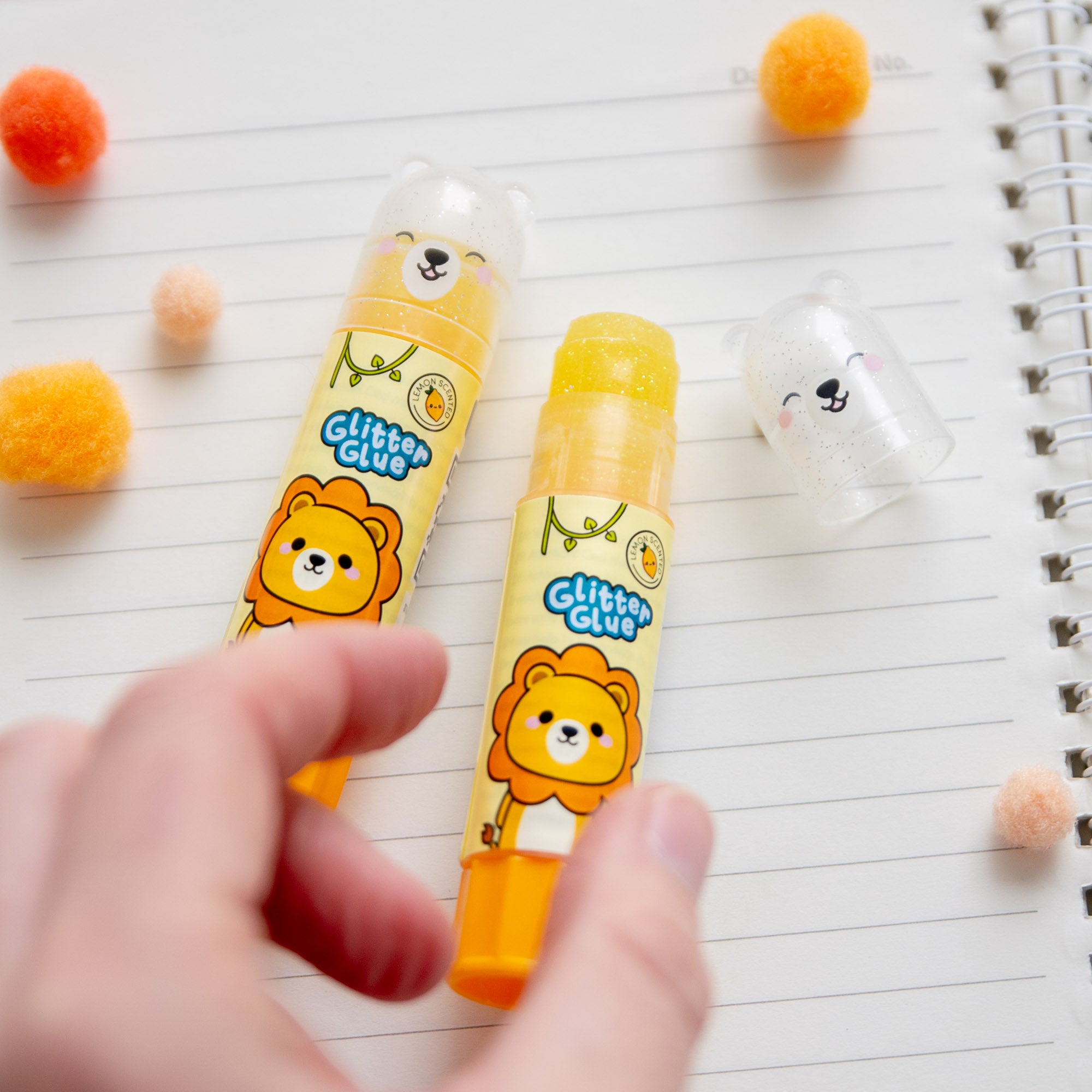 Bâton de Colle Pailletté et Parfumé - Lion