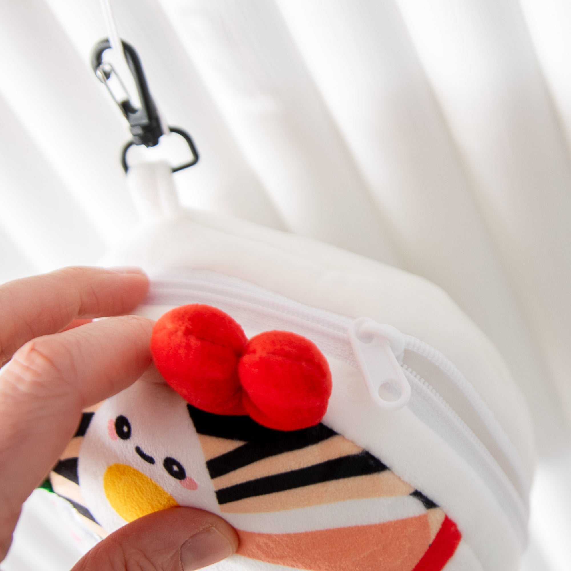 Coussin de voyage 2 en 1 avec masque - Ramen