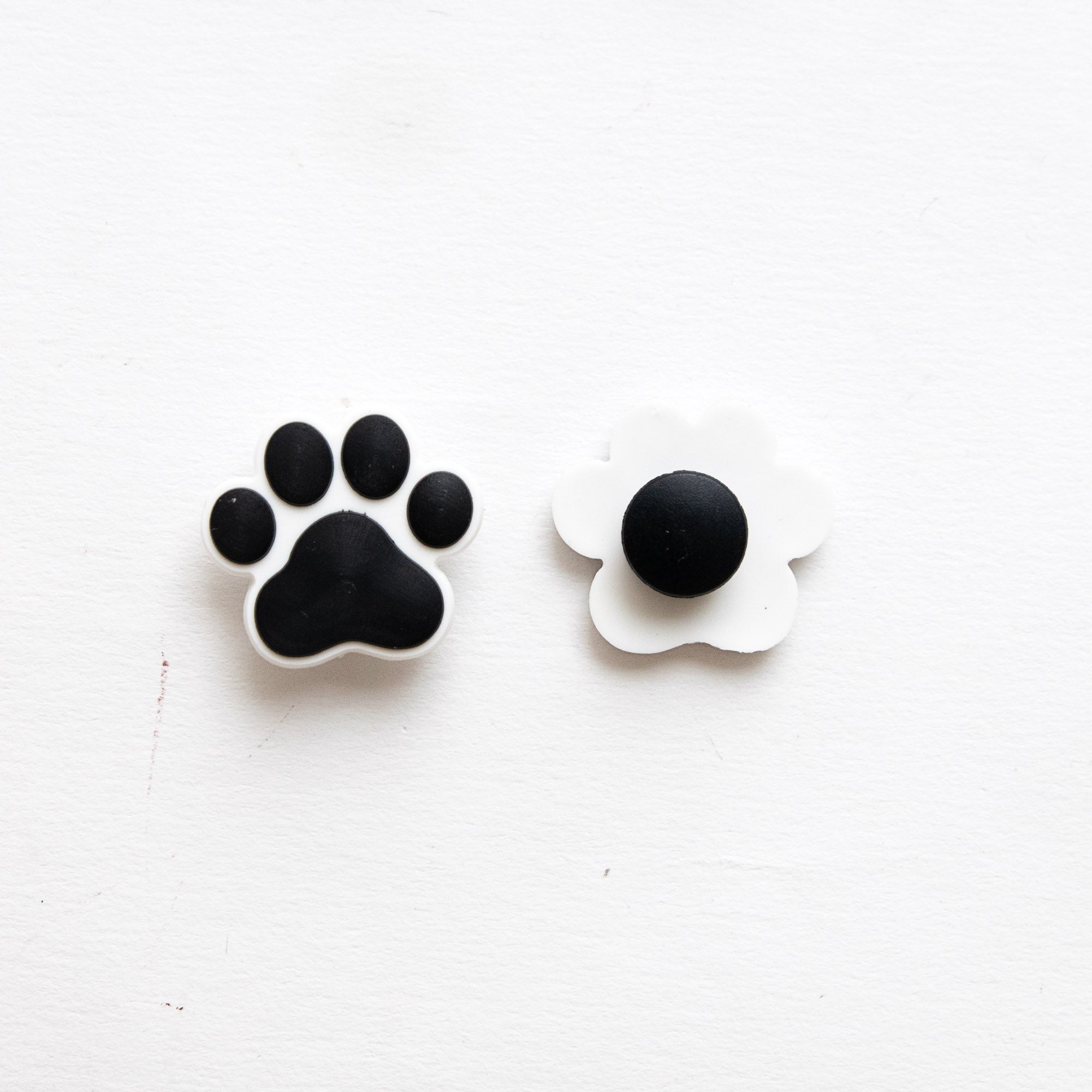 Accessoires pour Crocs Patte de Chat Noir/Blanc