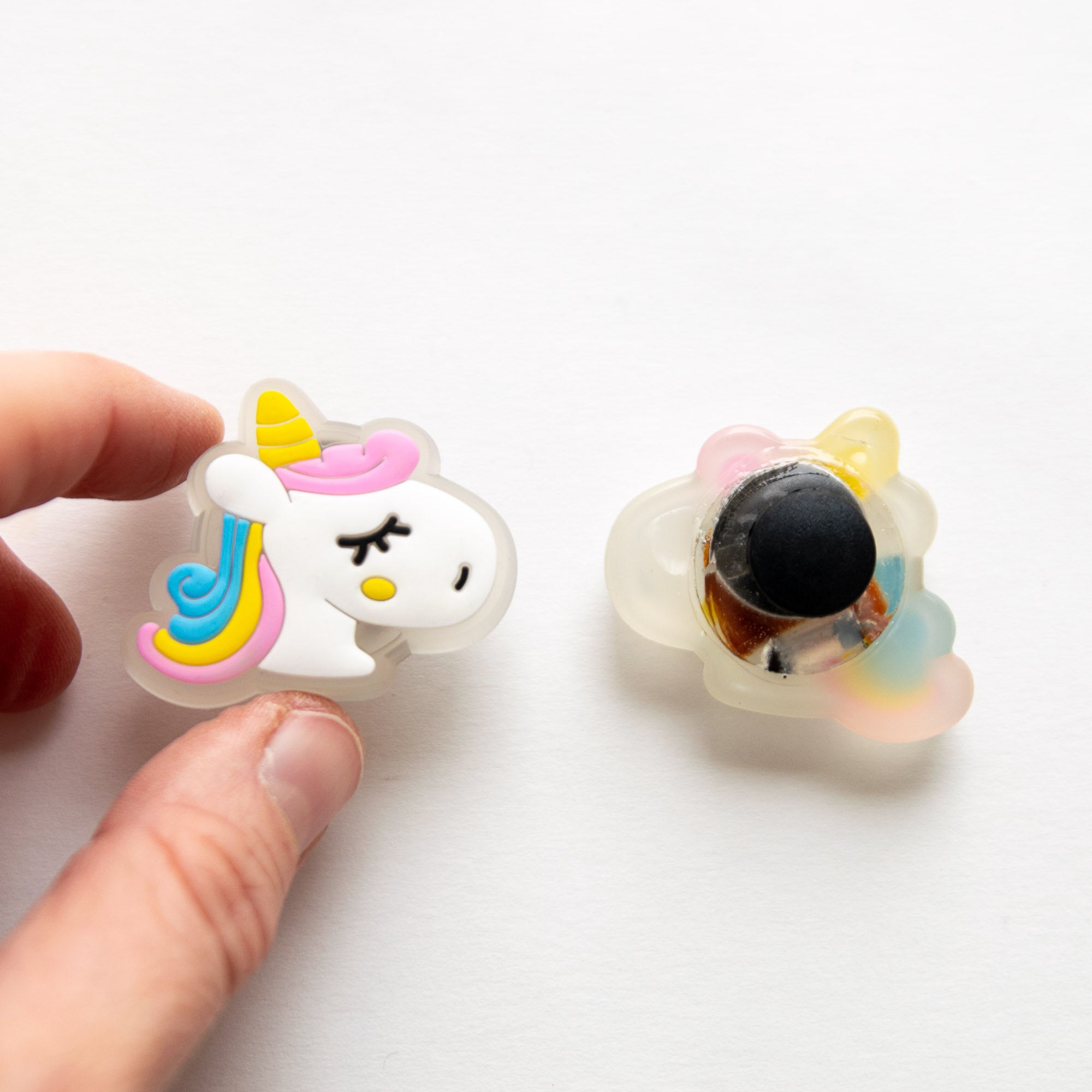 Charm LED Lumineux pour Crocs Tête de Licorne Yeux Fermés