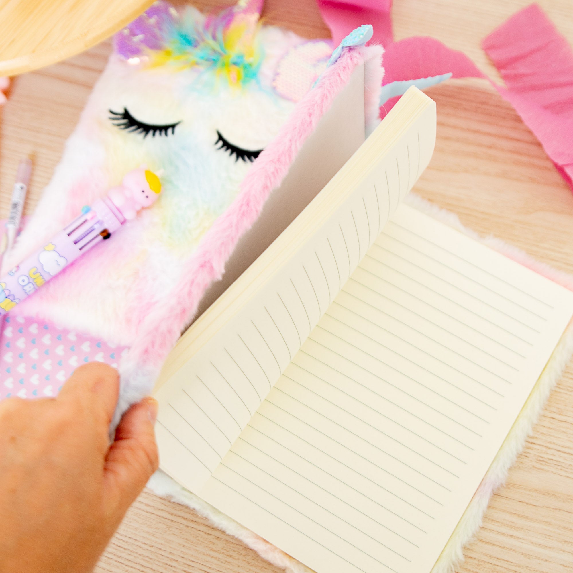 Carnet A5 Courverture Peluche - Licorne