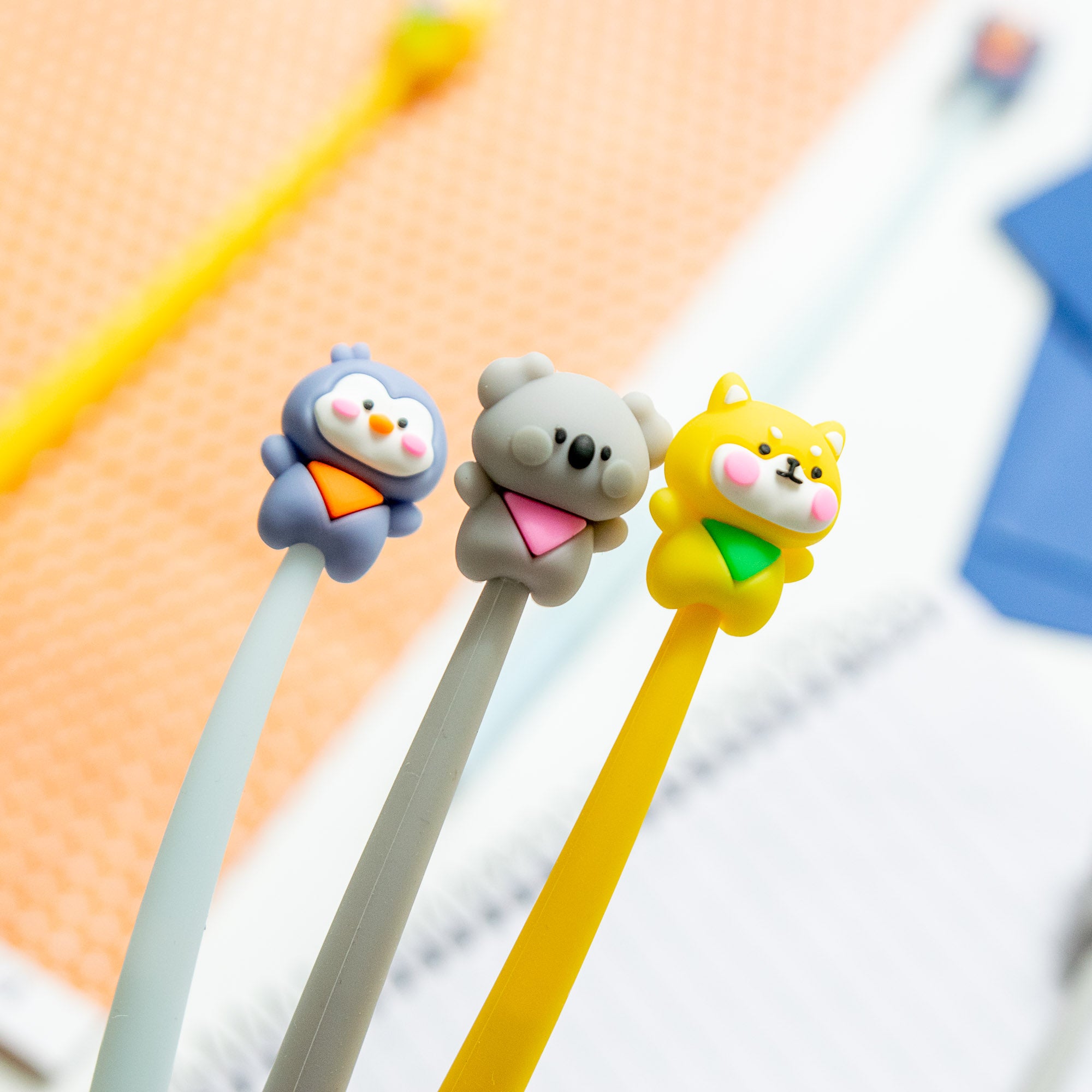 Stylo Souple à Secouer - Pingouin Kawaii