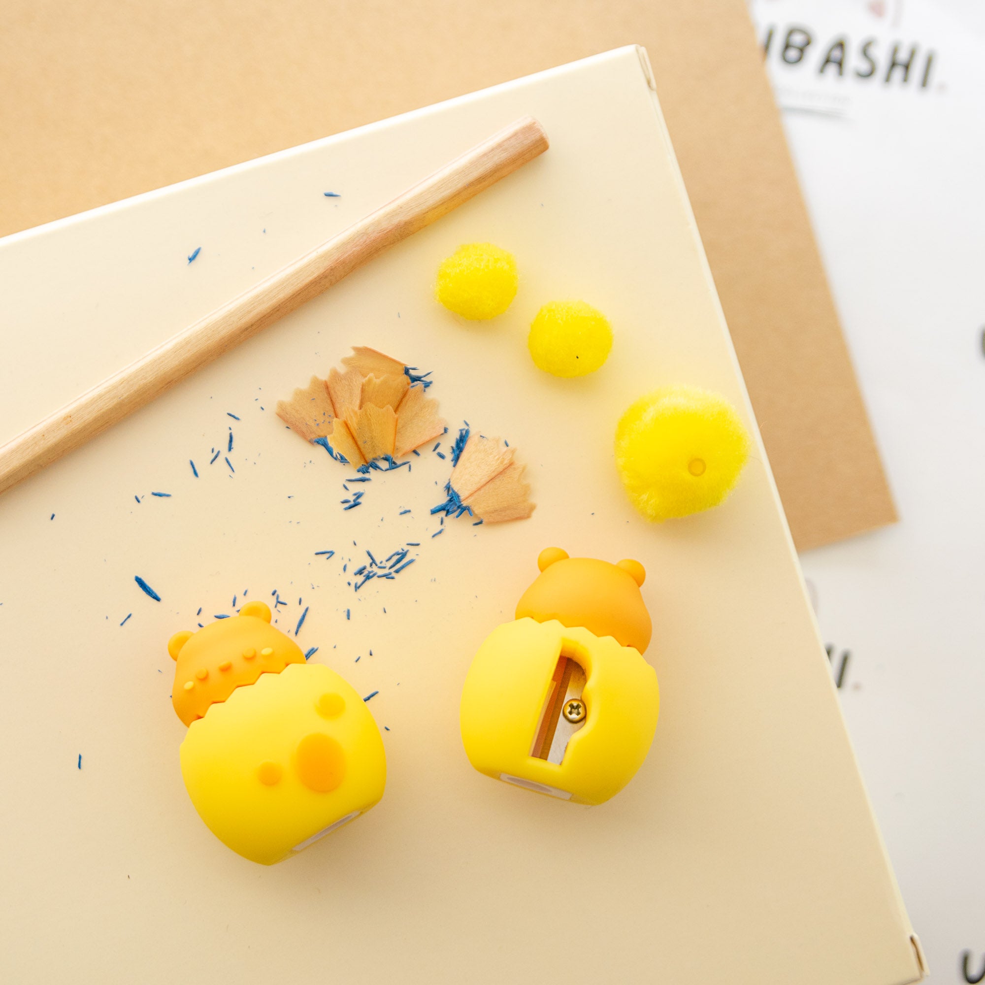 Taille-Crayon Bébé Ourson Kawaii