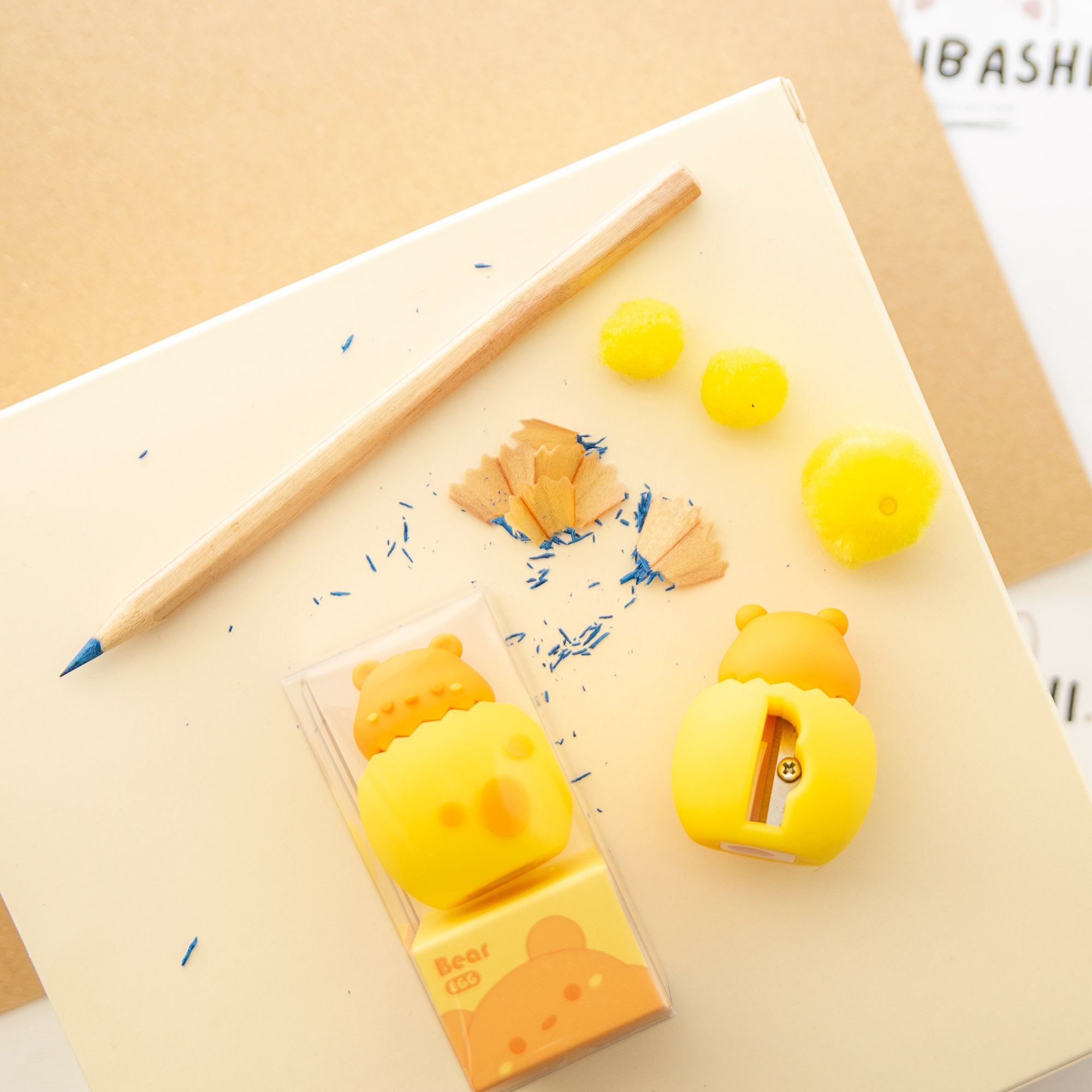 Taille-Crayon Bébé Ourson Kawaii