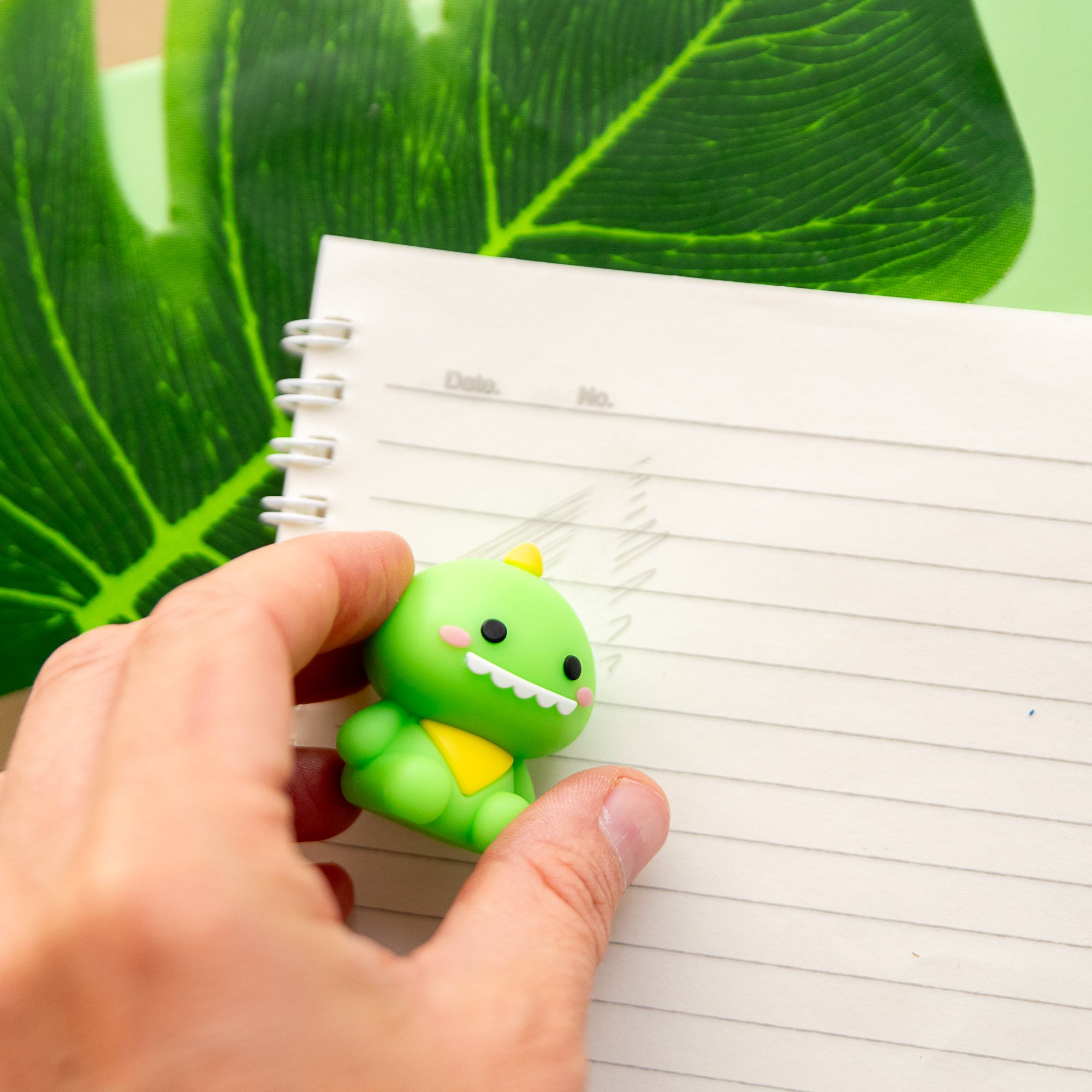 Gomme Kawaii Dinosaure