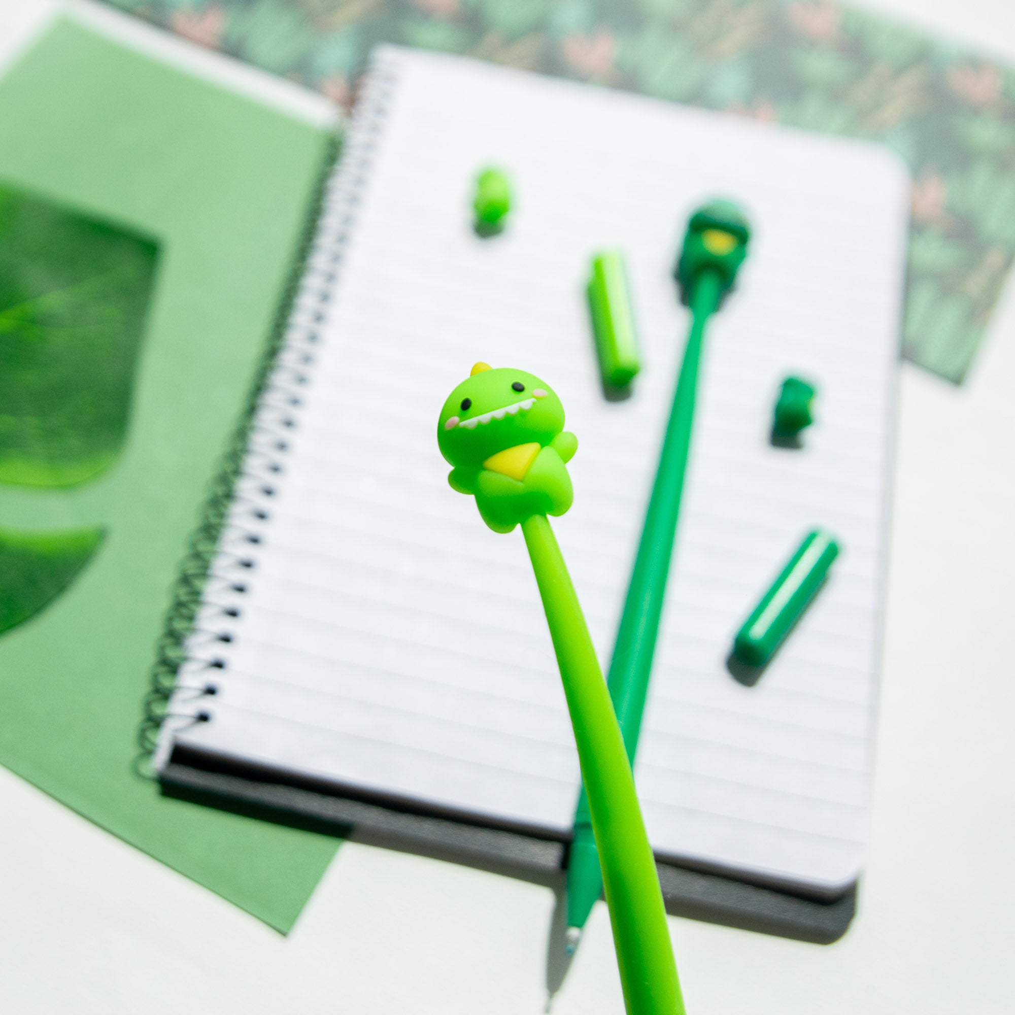 Stylo Souple à Secouer - Bébé Dinosaure Kawaii