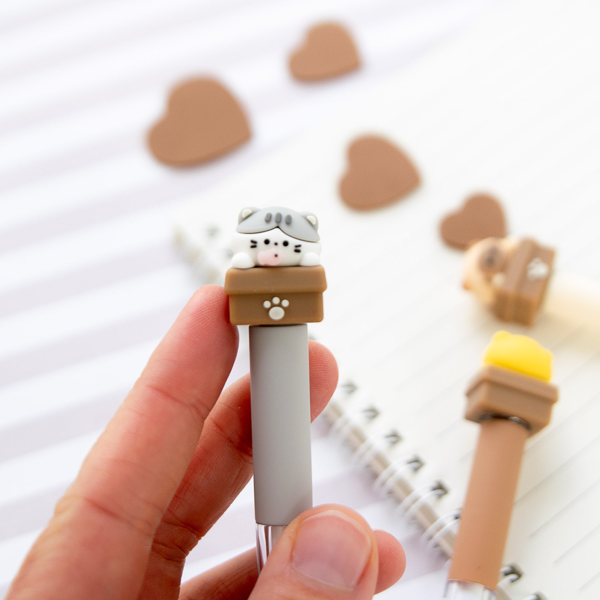 Stylo Effaçable et Anti Stress - Chat Curieux Tournicoti