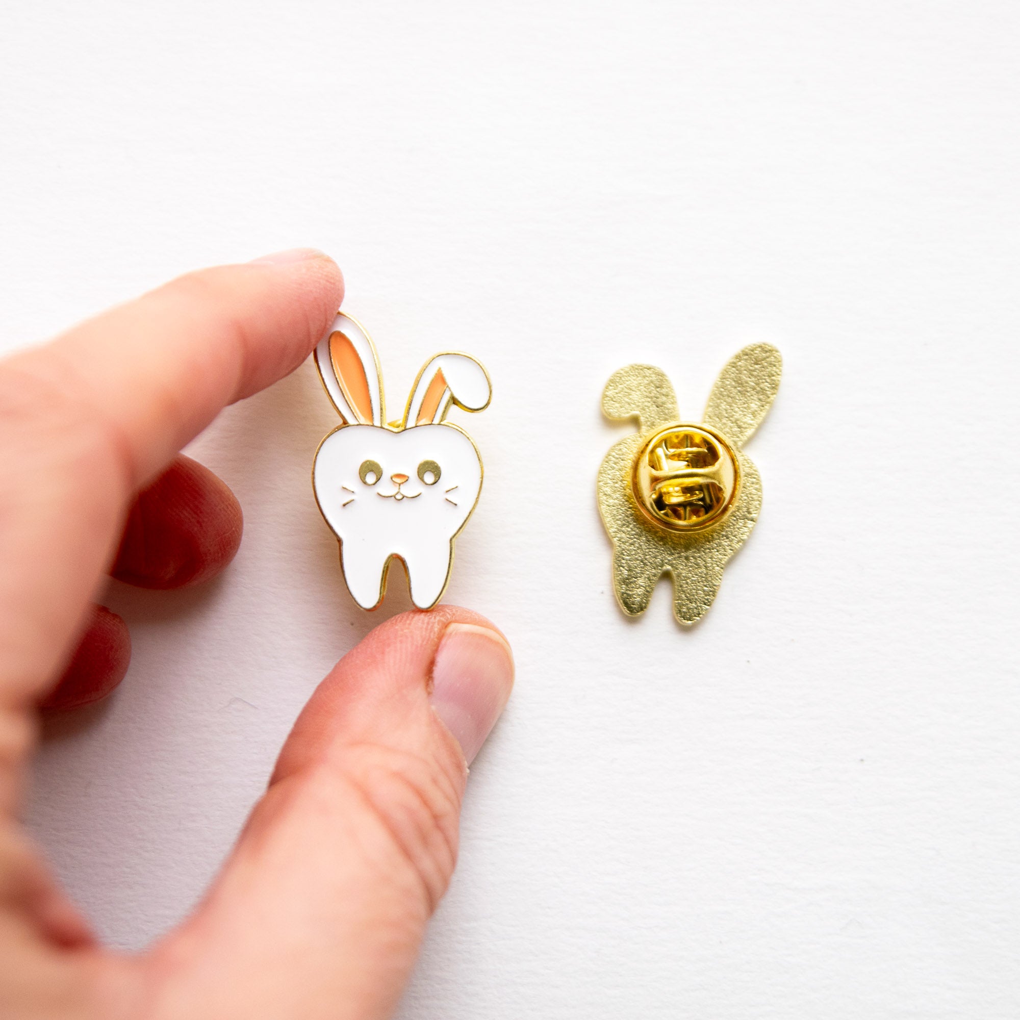 Pin's Dent Lapin