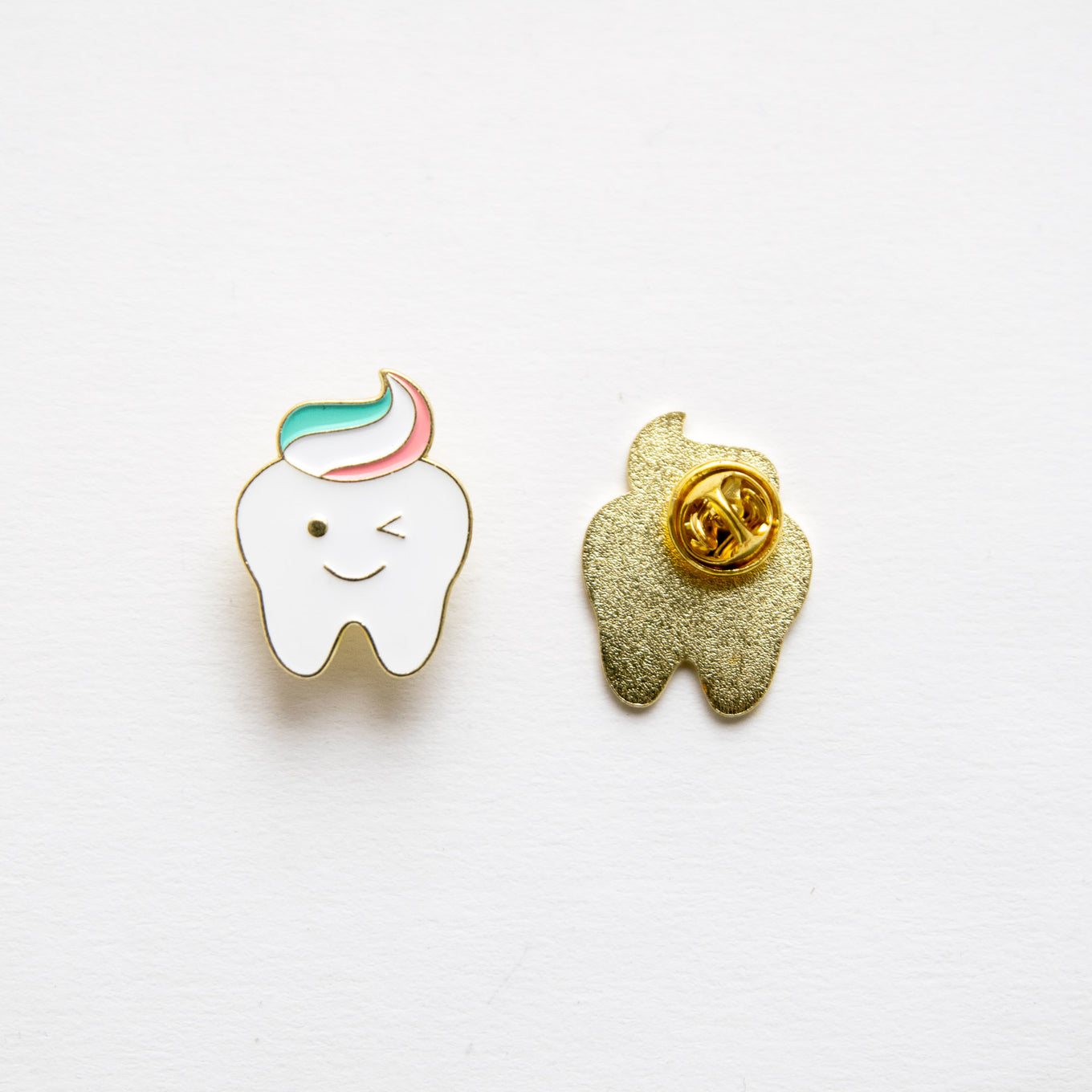 Pin's Dent Mèche Dentifrice