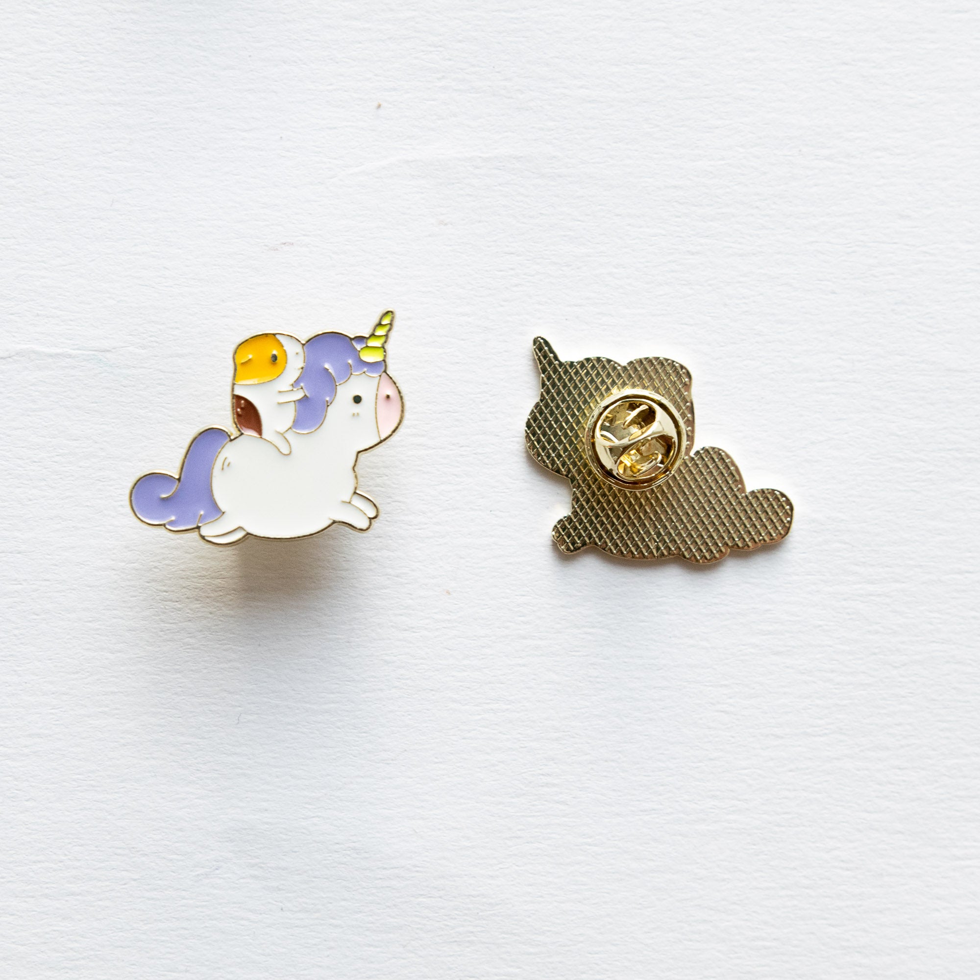 Pin's Licorne & son Hamster sur le dos