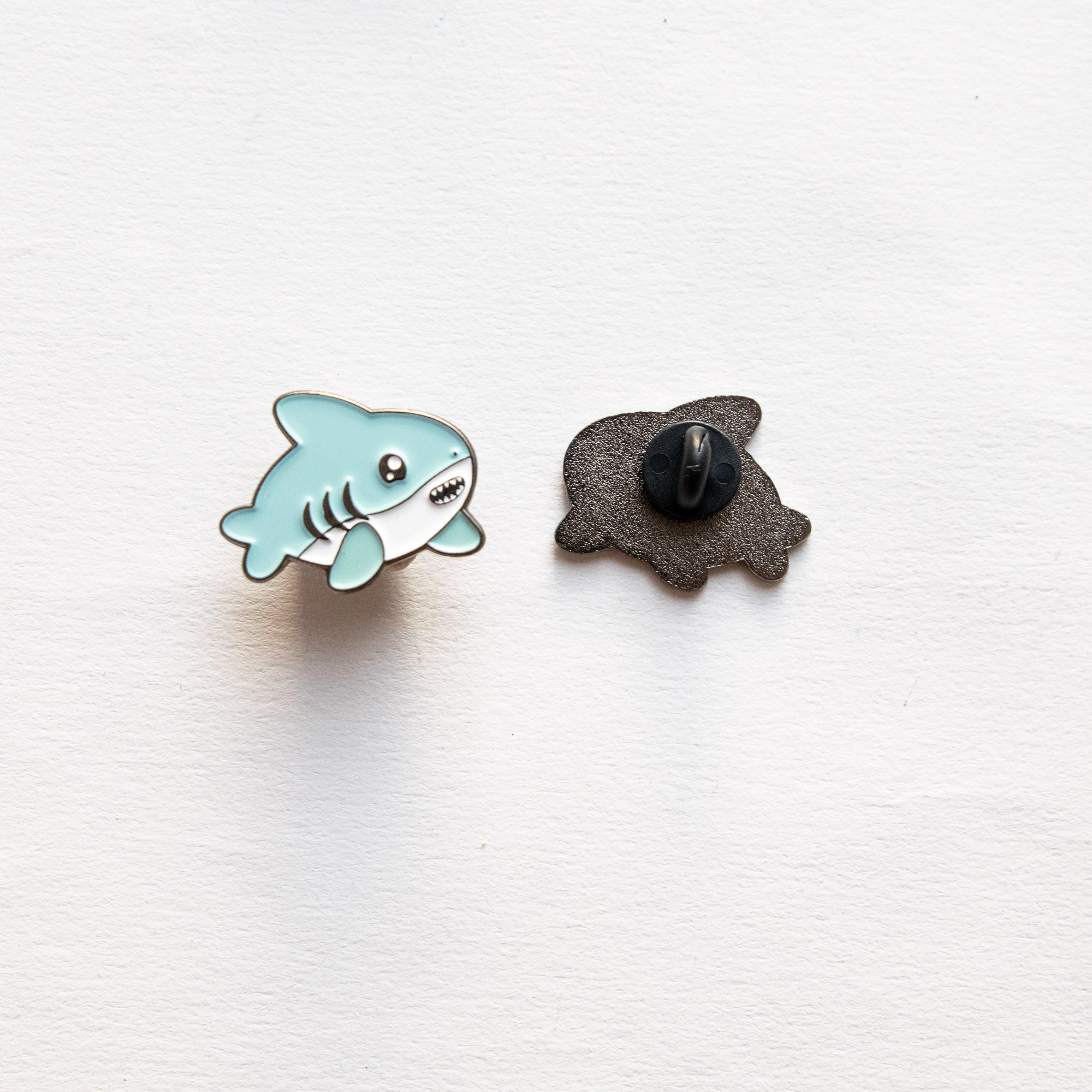 Pin's Requin Bleu