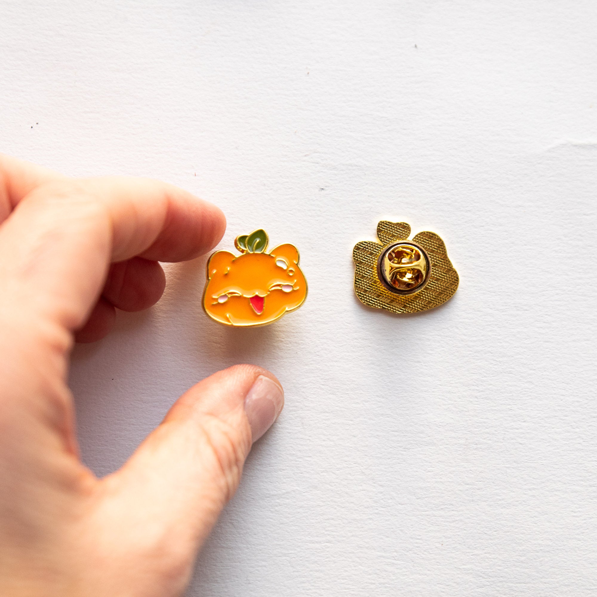 Pin's Chat Tête de Citrouille