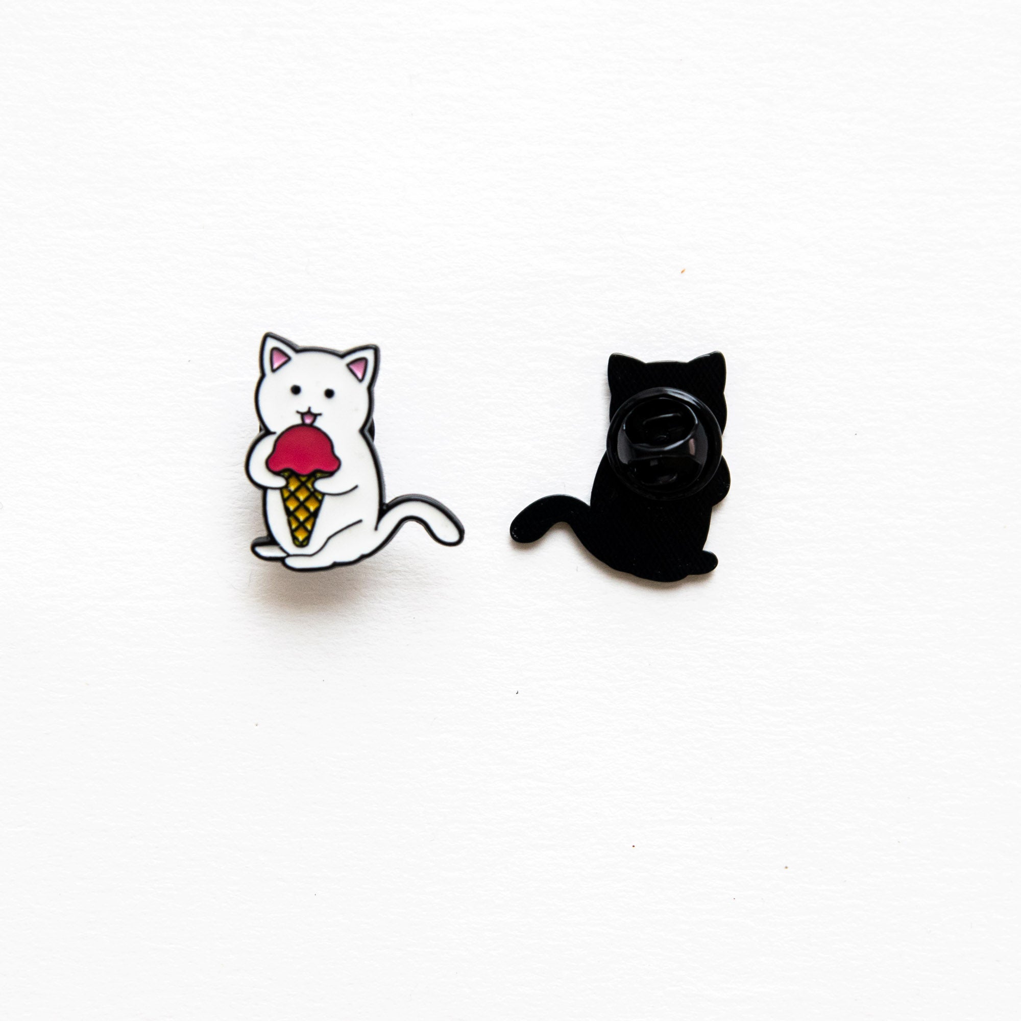 Pin's Chat & Cornet de Glace