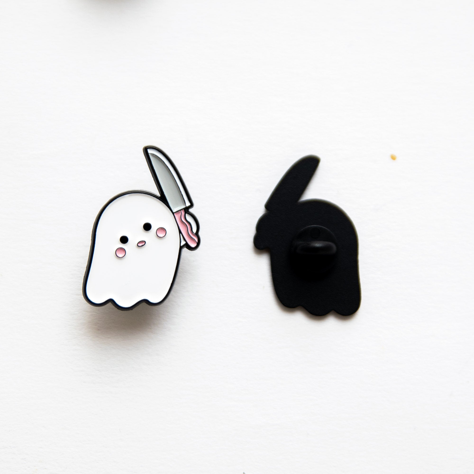 Pin's Fantôme & Couteau