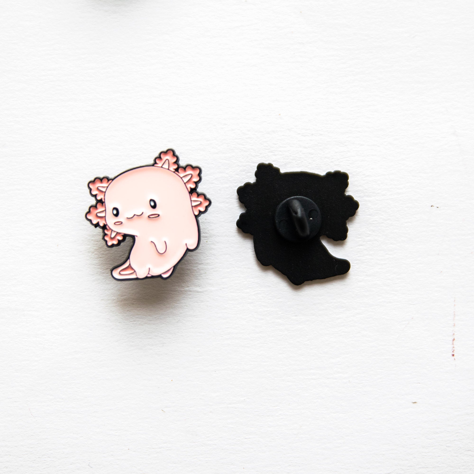 Pin's Axolotl qui se retourne
