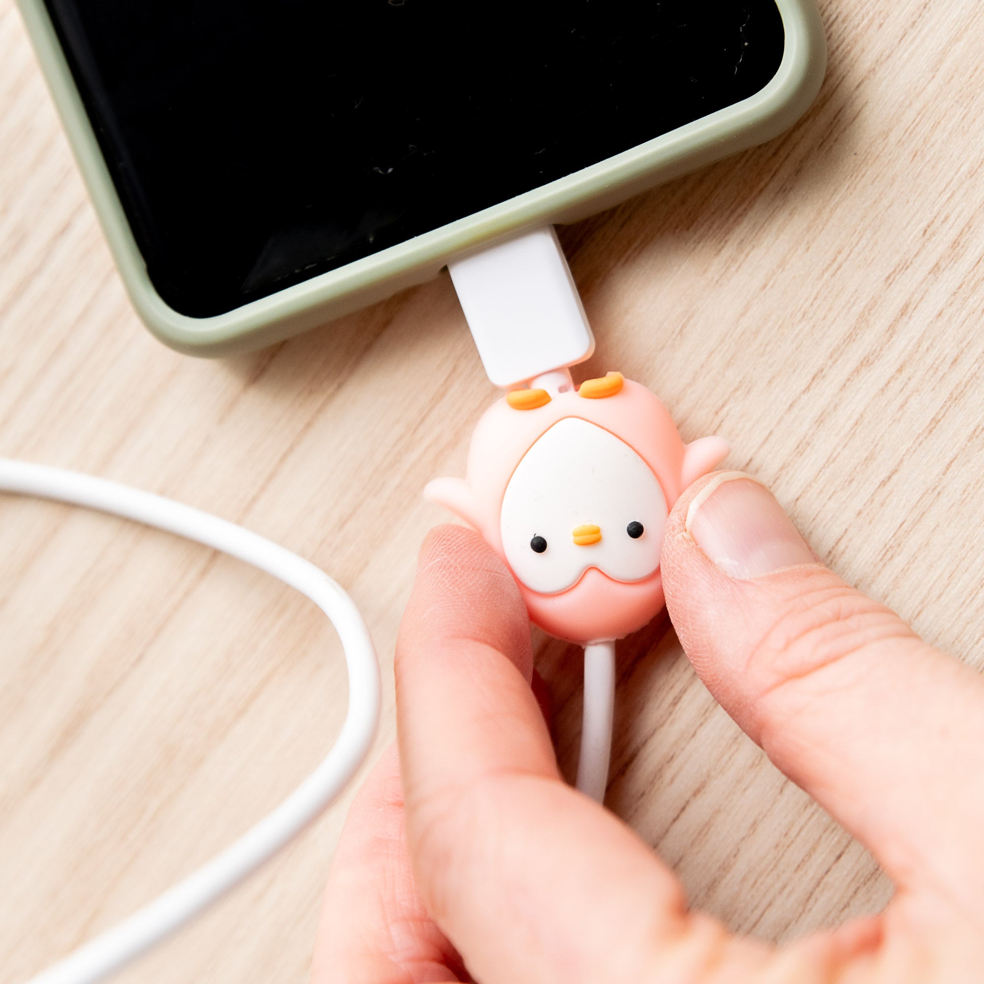 Protège-câble Kawaii USB Pingouin