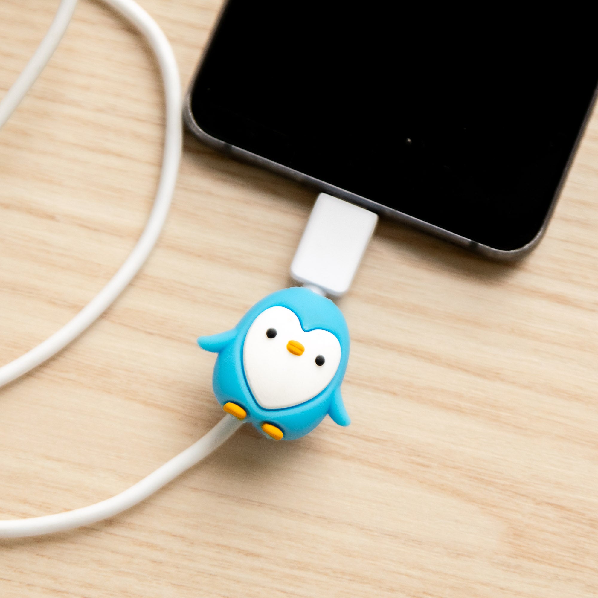 Protège-câble Kawaii USB Pingouin
