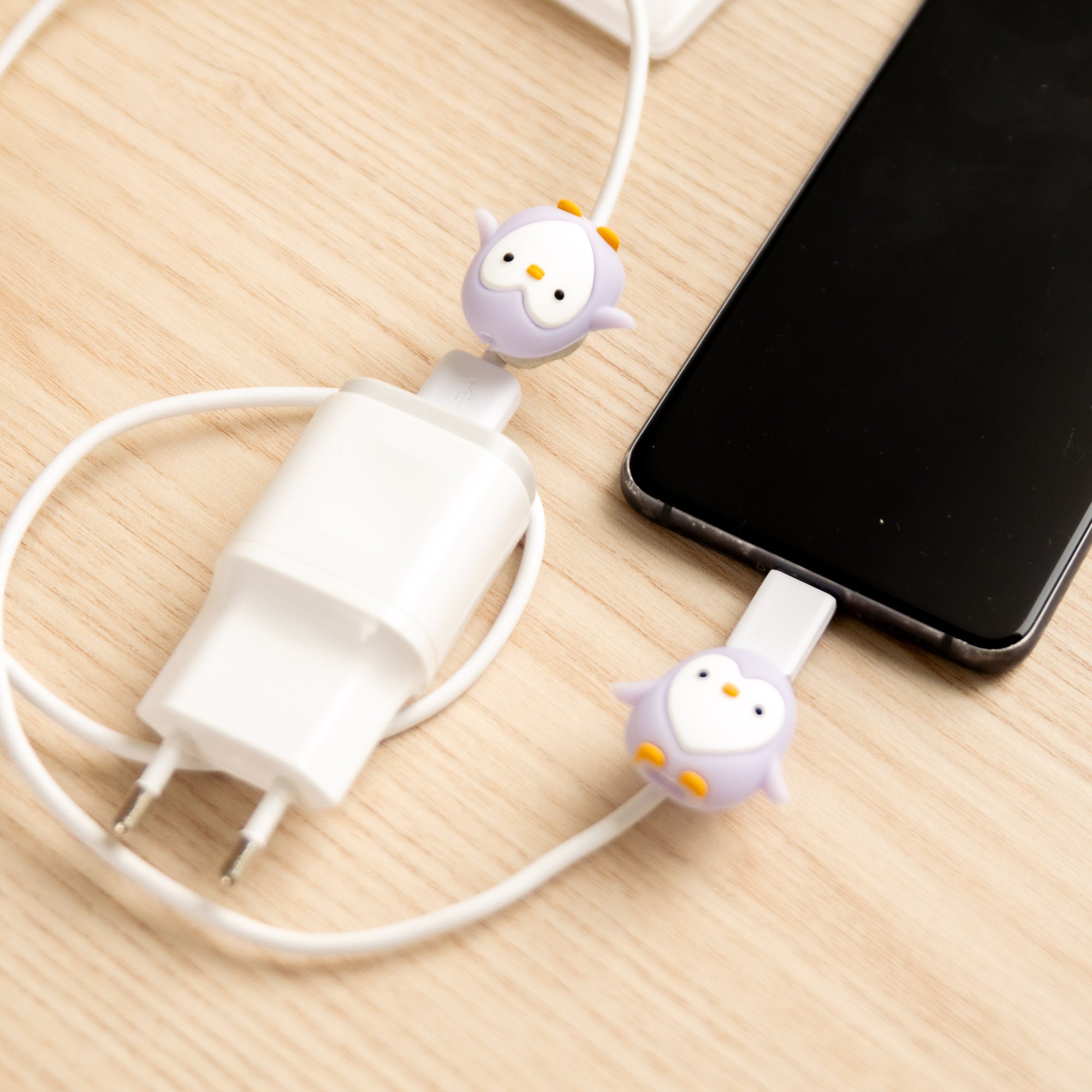 Protège-câble Kawaii USB Pingouin