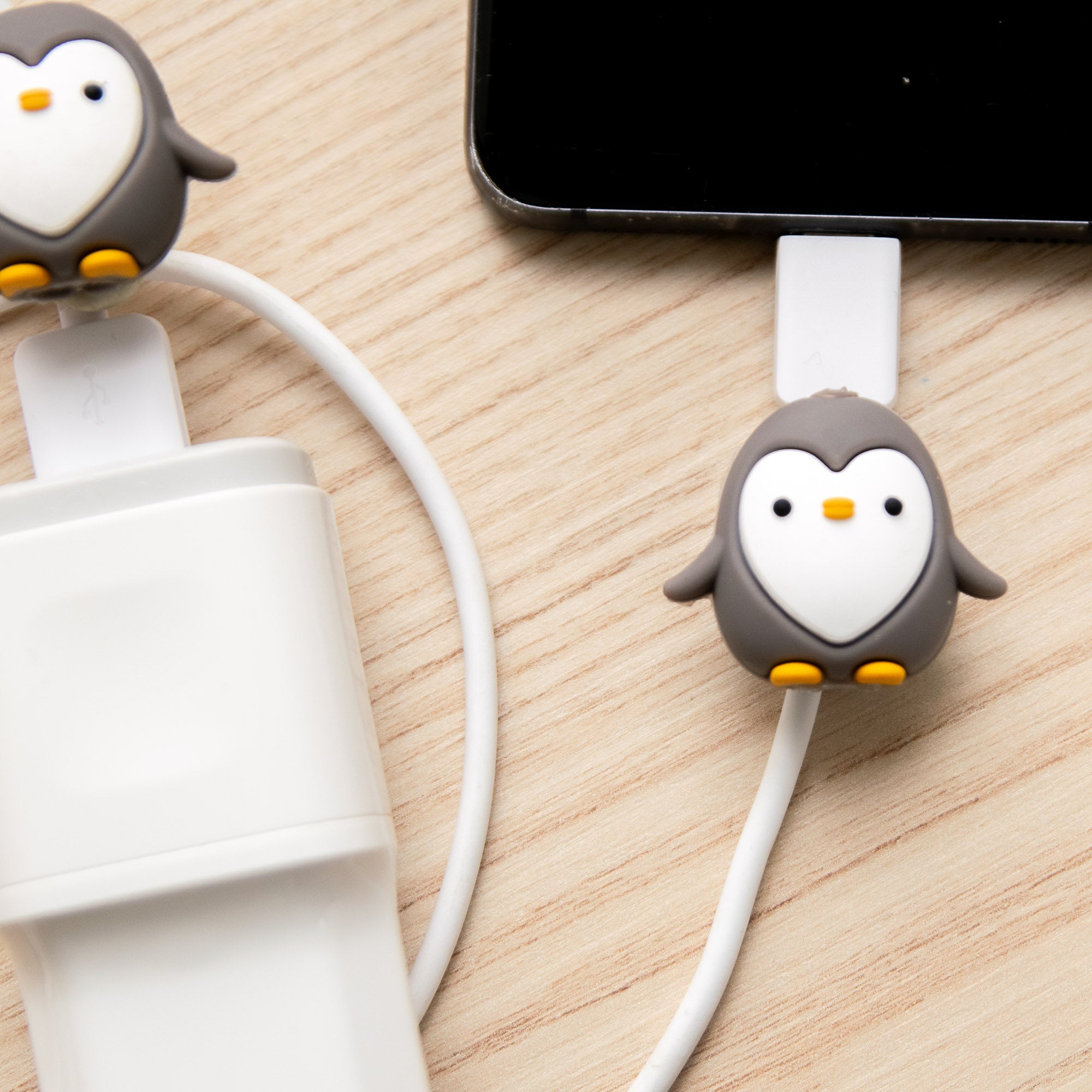 Protège-câble Kawaii USB Pingouin