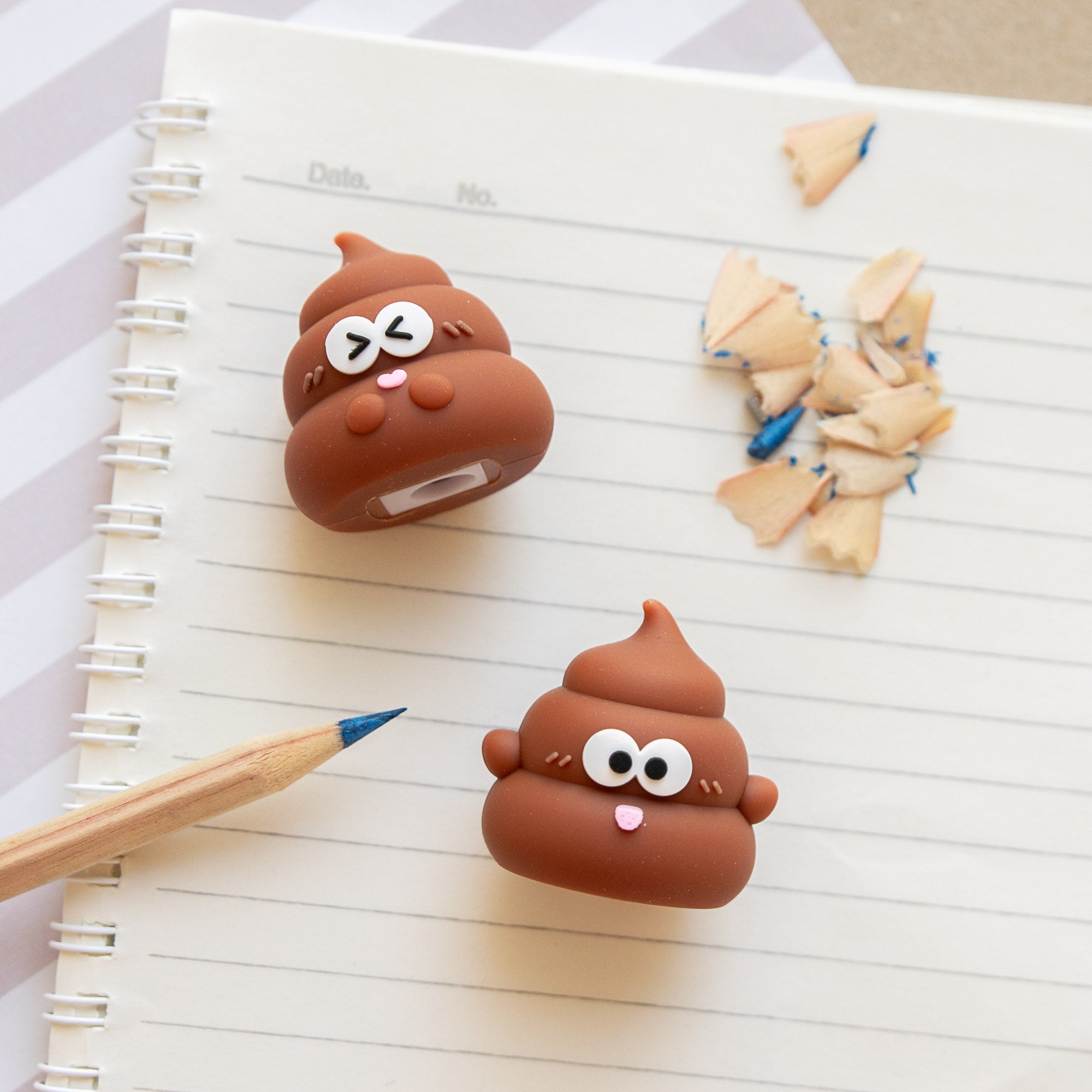 Taille-Crayon Kawaii Crotte / Caca