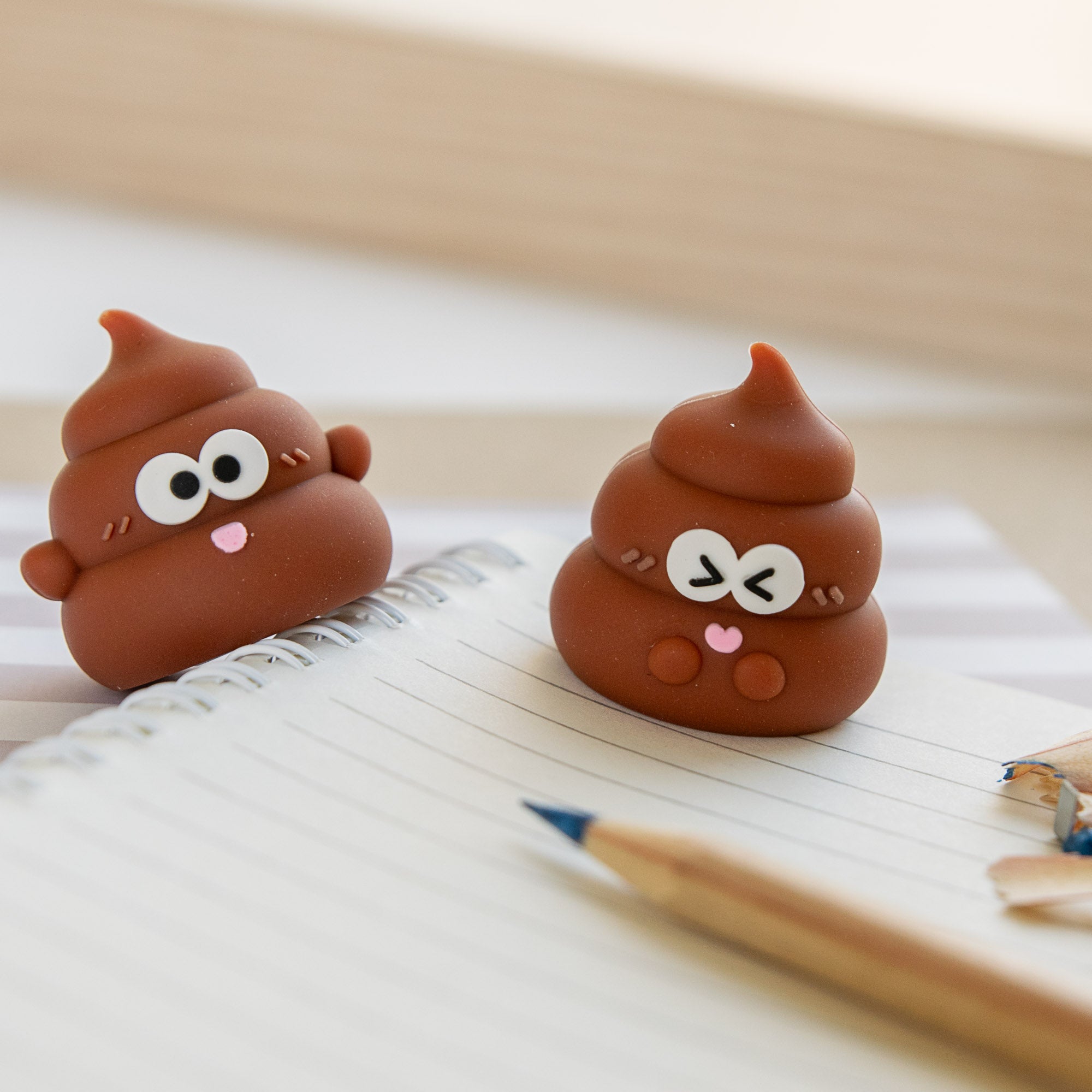 Taille-Crayon Kawaii Crotte / Caca