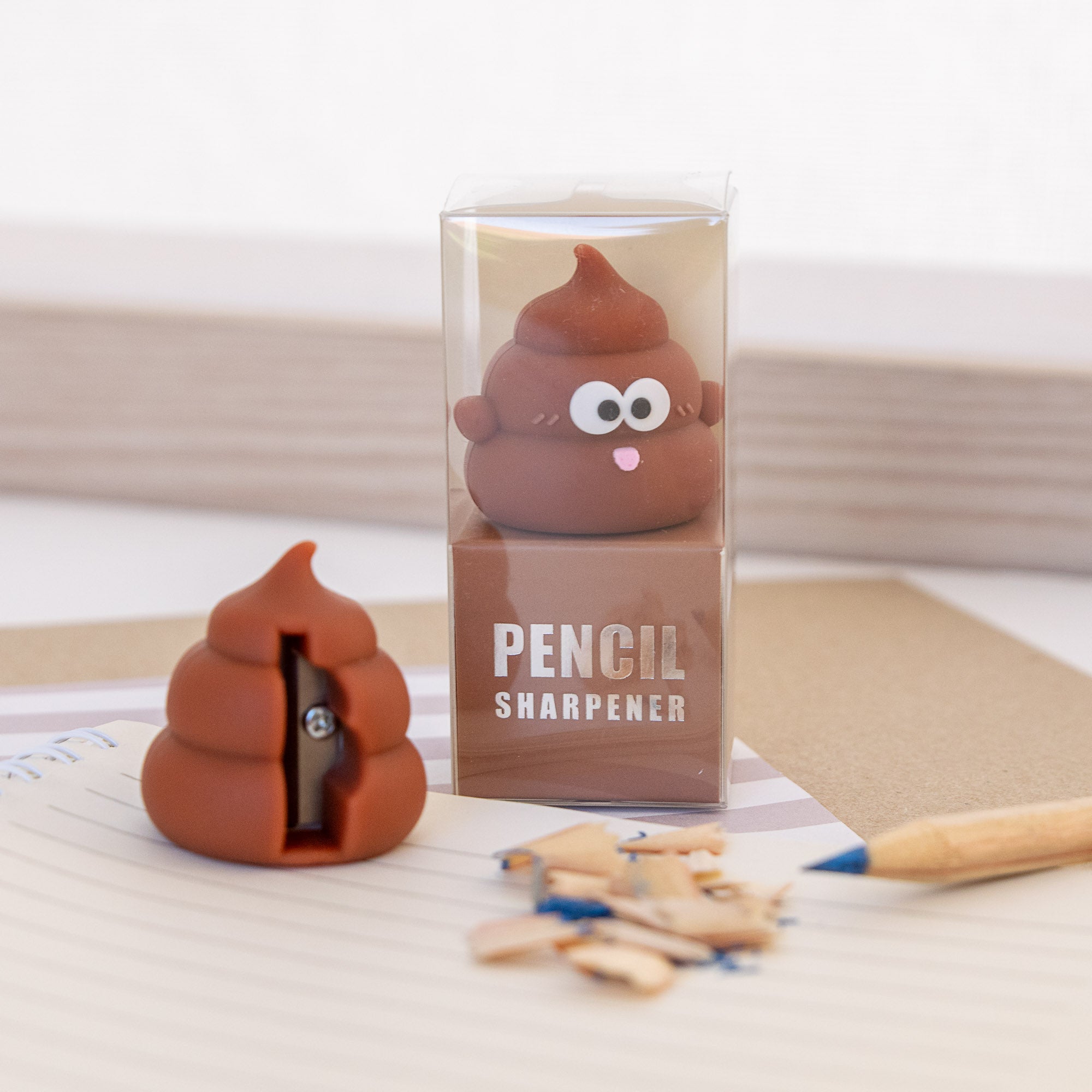 Taille-Crayon Kawaii Crotte / Caca