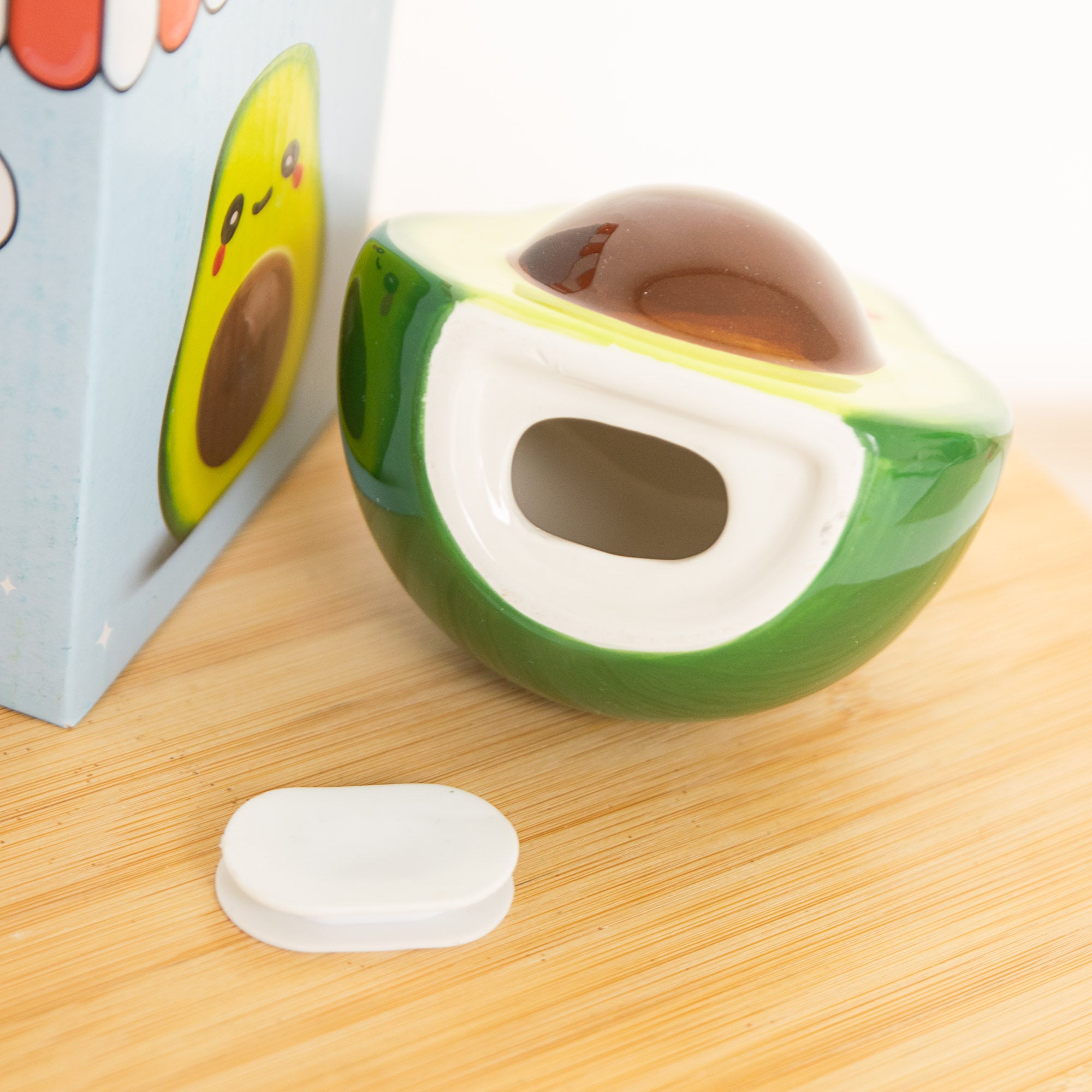 Tirelire Kawaii Pedro l'Avocat