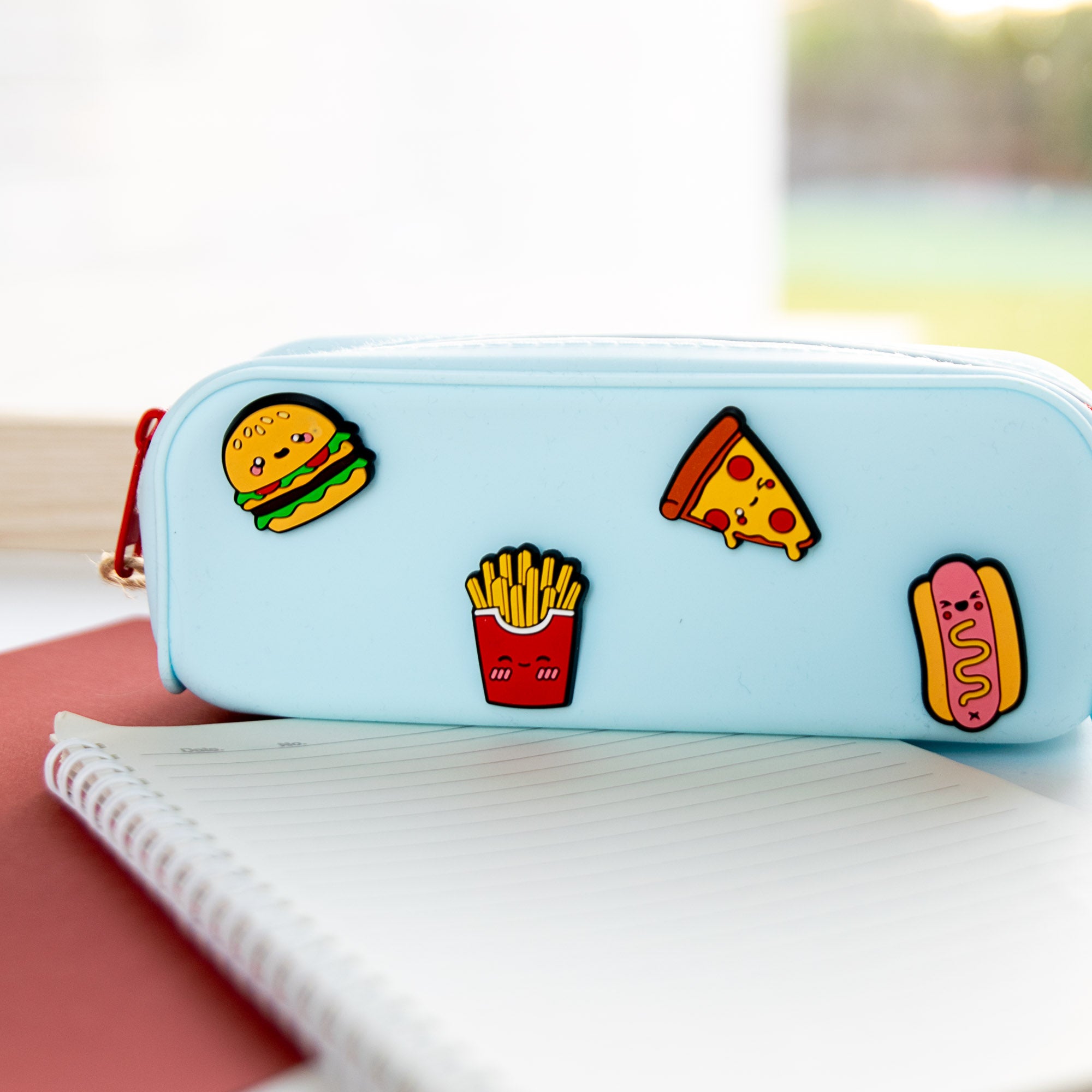 Trousse Silicone Burger avec Charms