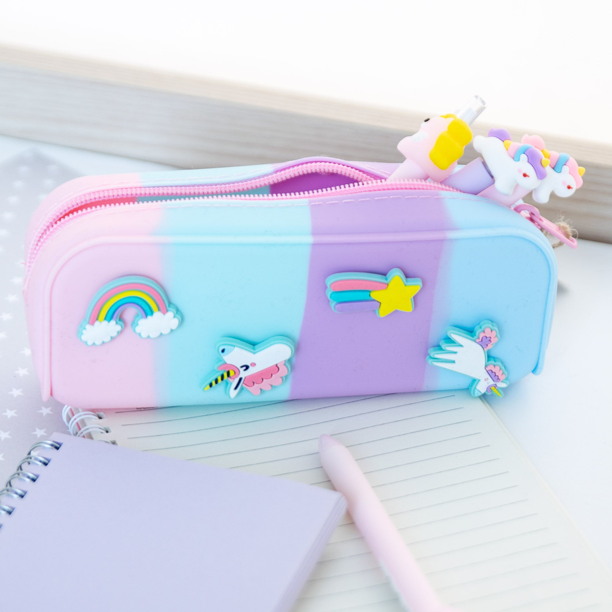 Trousse Silicone Licorne avec Charms