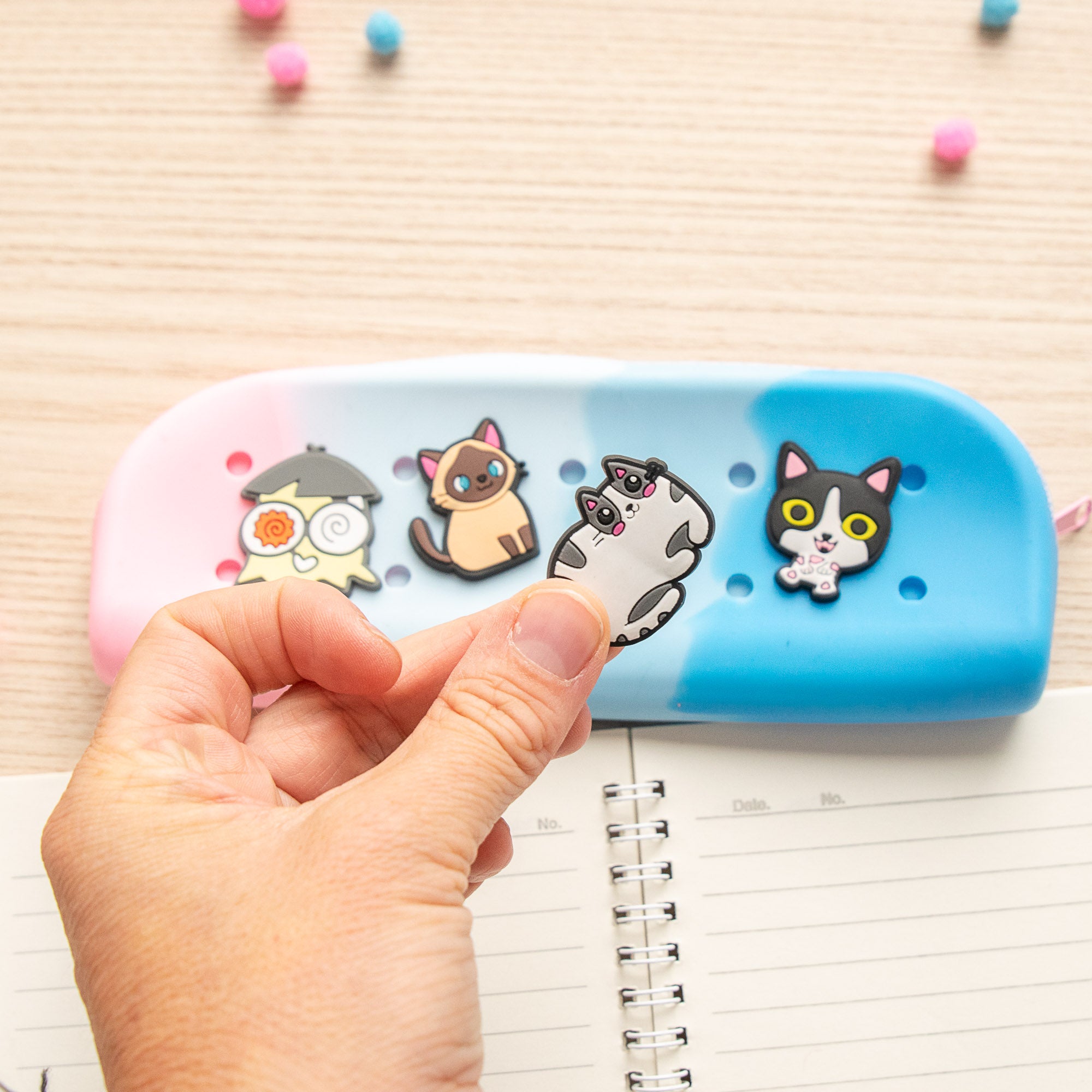 Trousse Fine en Silicone avec Charms