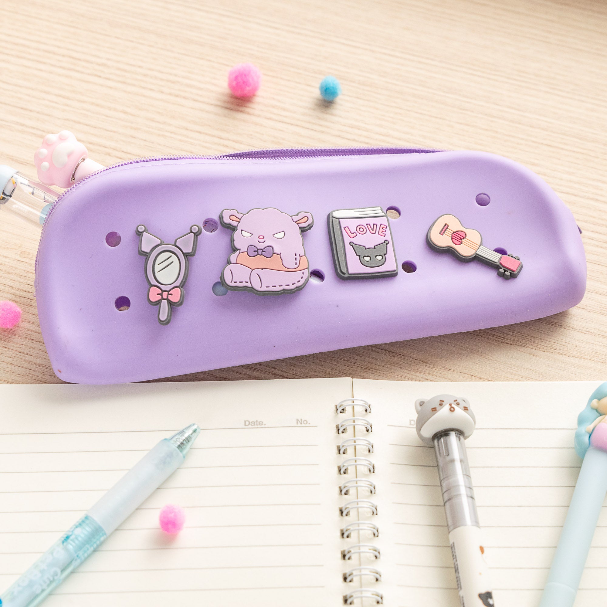 Trousse Fine en Silicone avec Charms