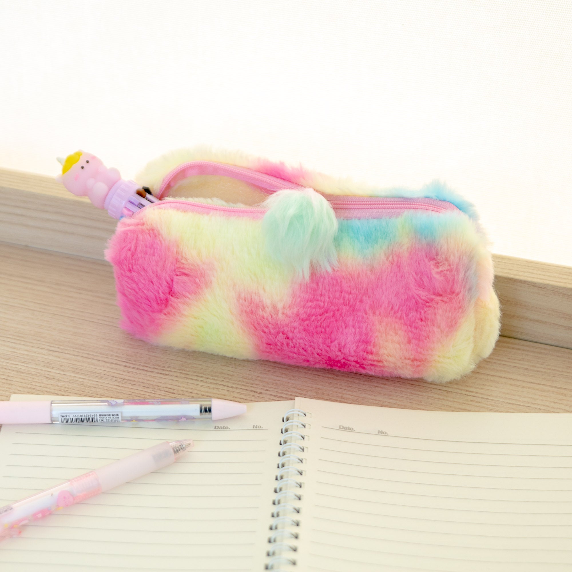 Trousse Peluche Arc-en-ciel