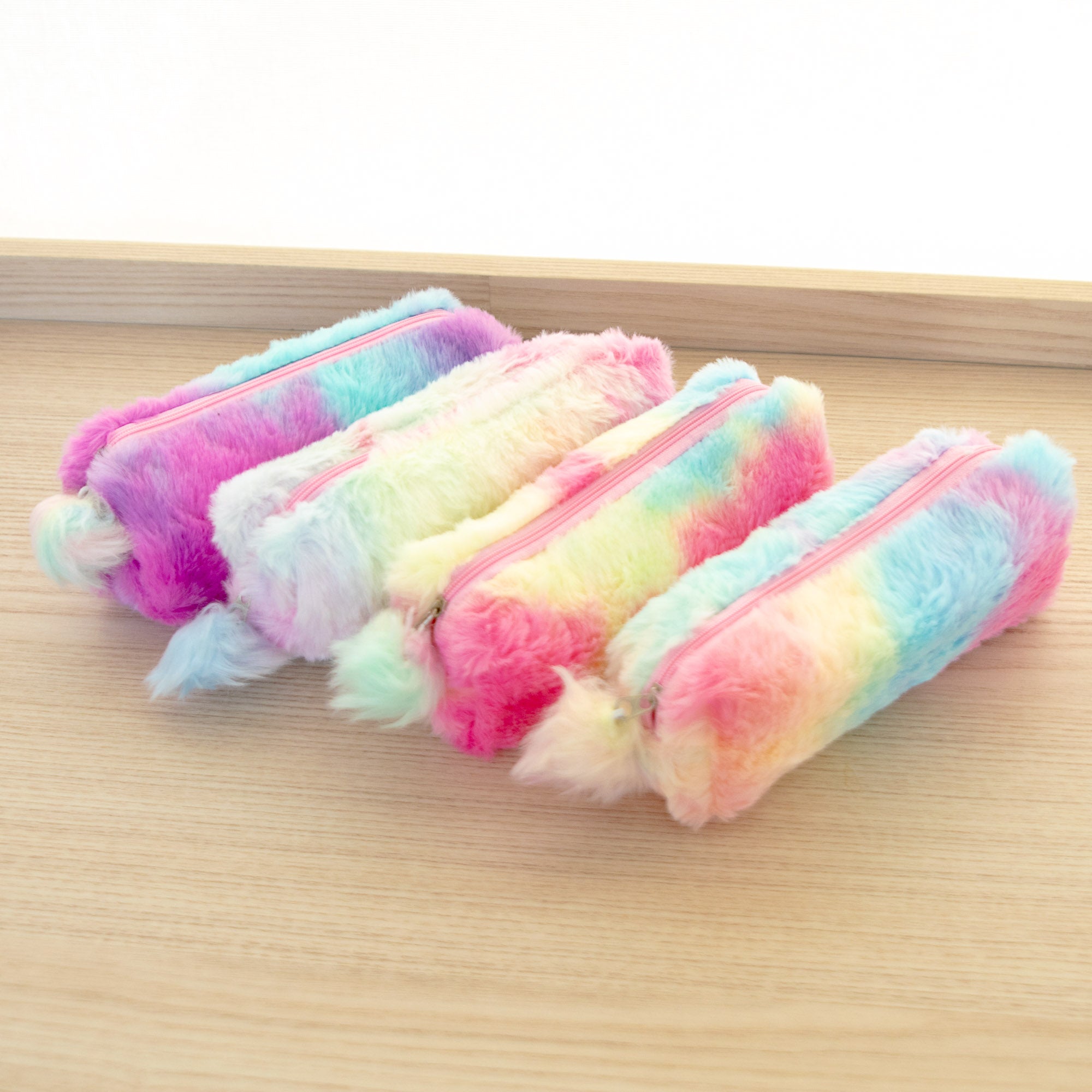 Trousse Peluche Arc-en-ciel